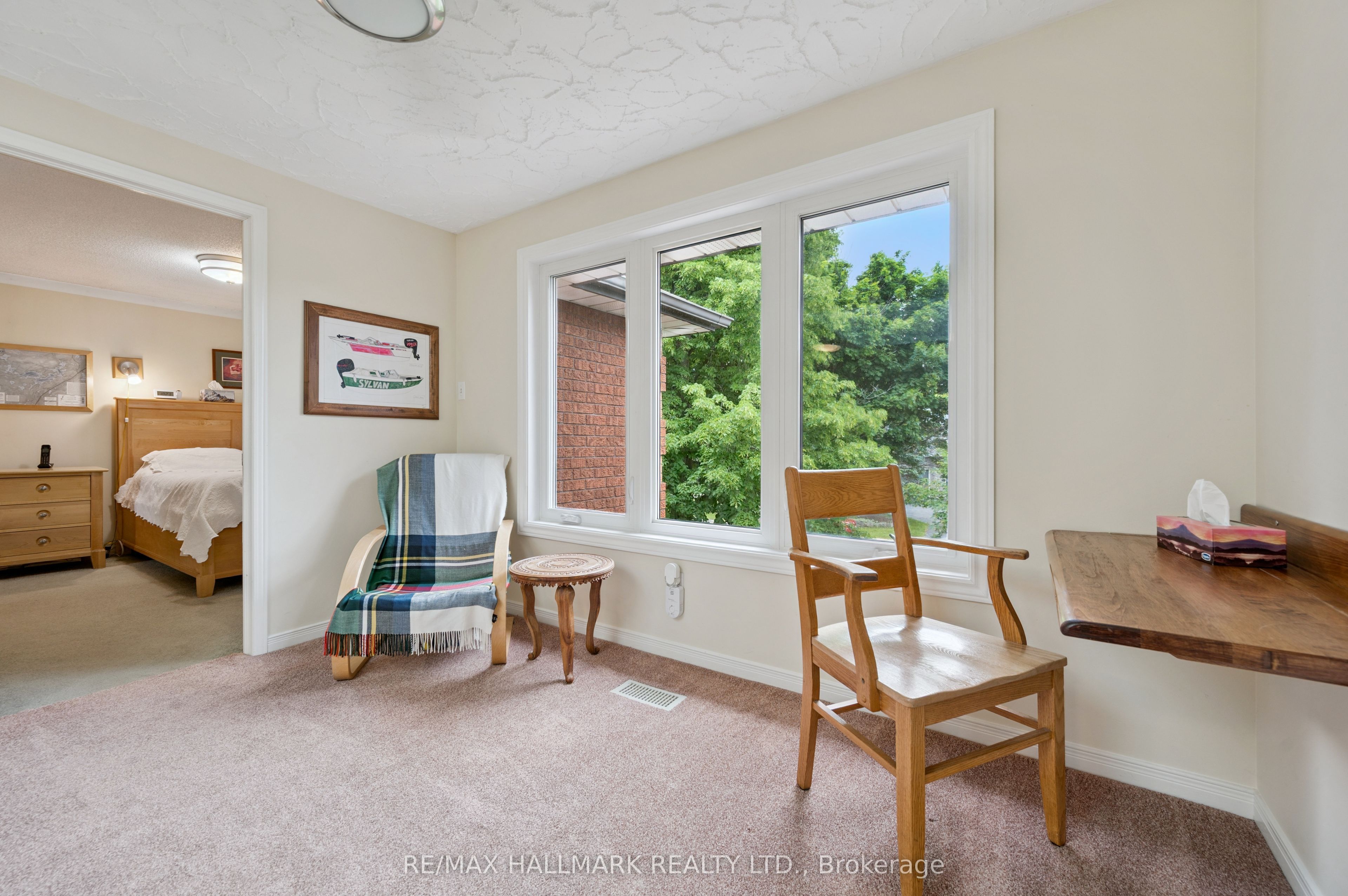 47 Dundee Avenue Property Photo 23