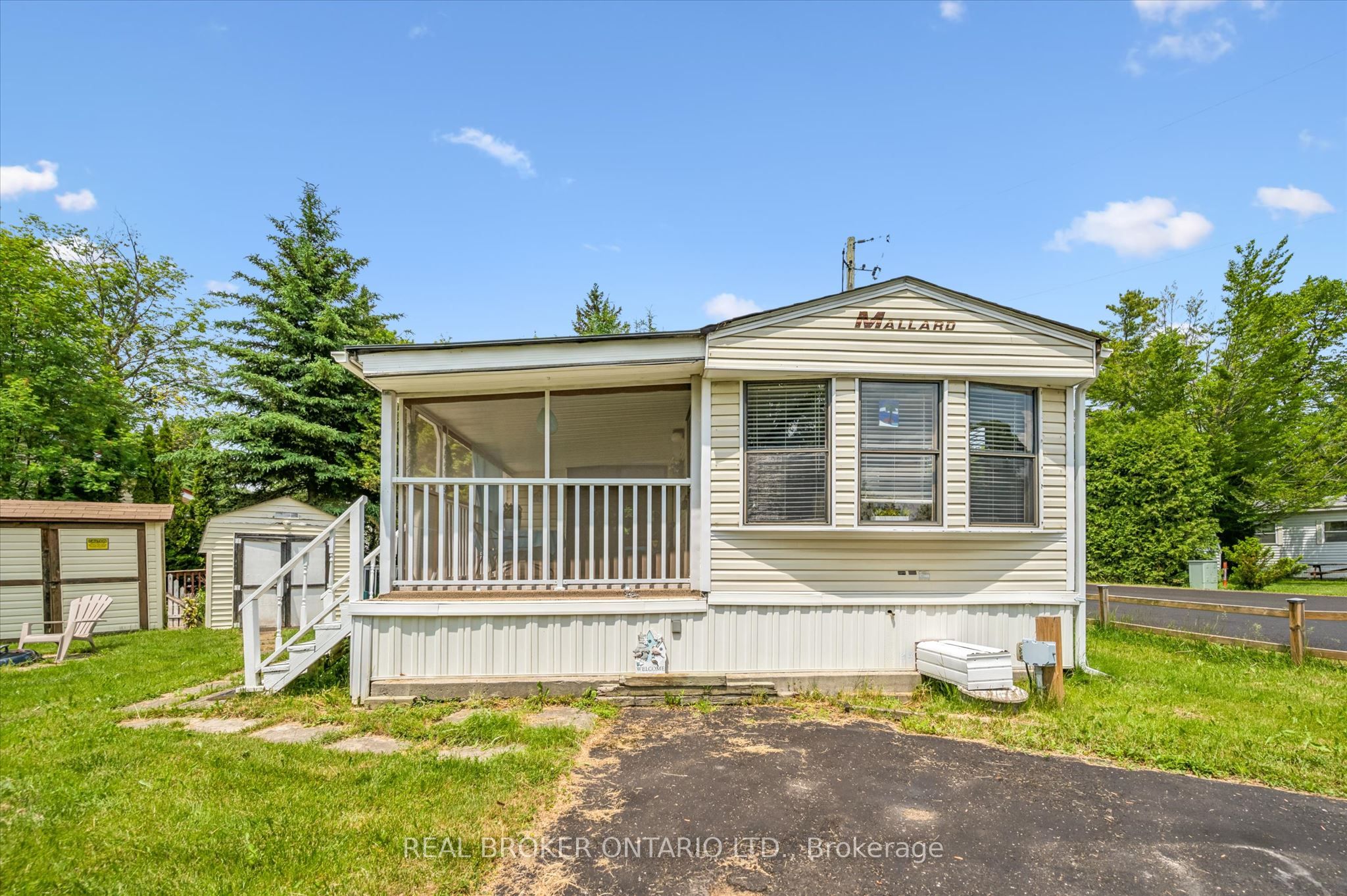 157 Cedar Crescent Property Photo 1