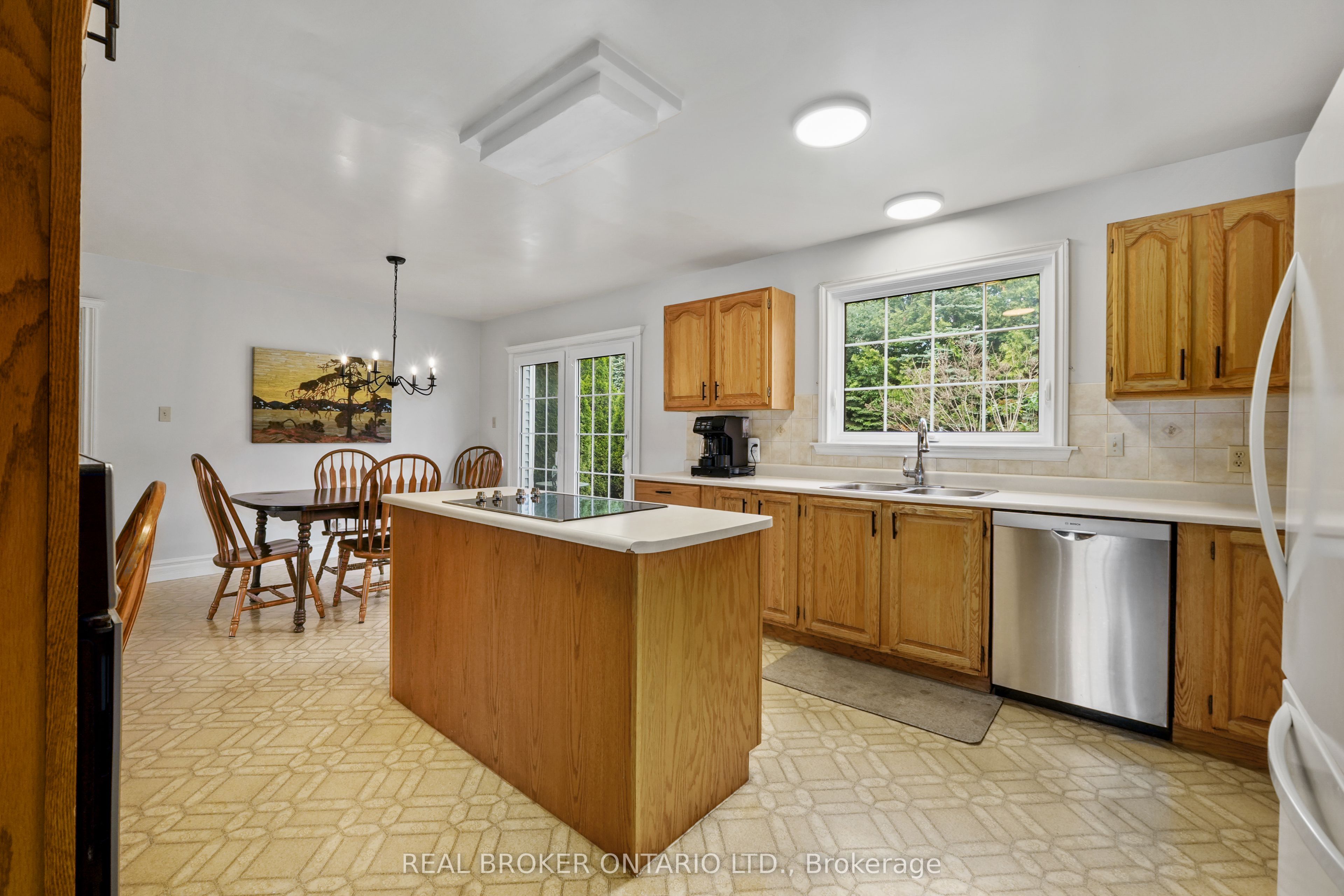 462 Franklin Drive Property Photo 18