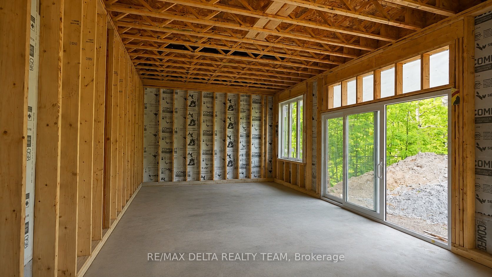 8 Pineglen Crescent Property Photo 11