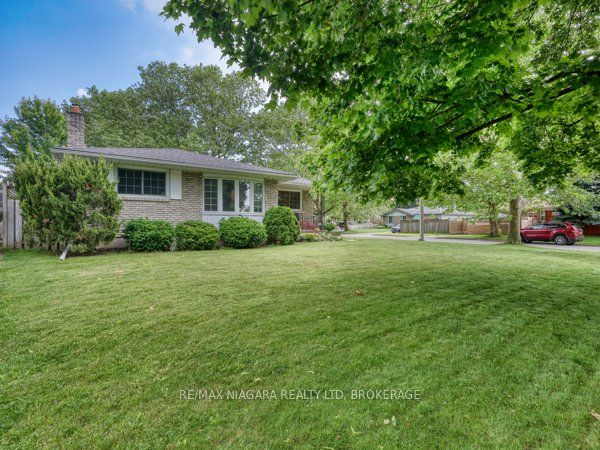 80 Pearce Avenue Property Photo 2