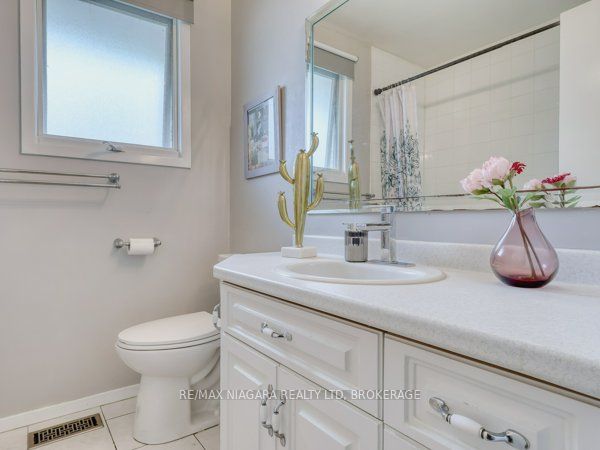 80 Pearce Avenue Property Photo 13