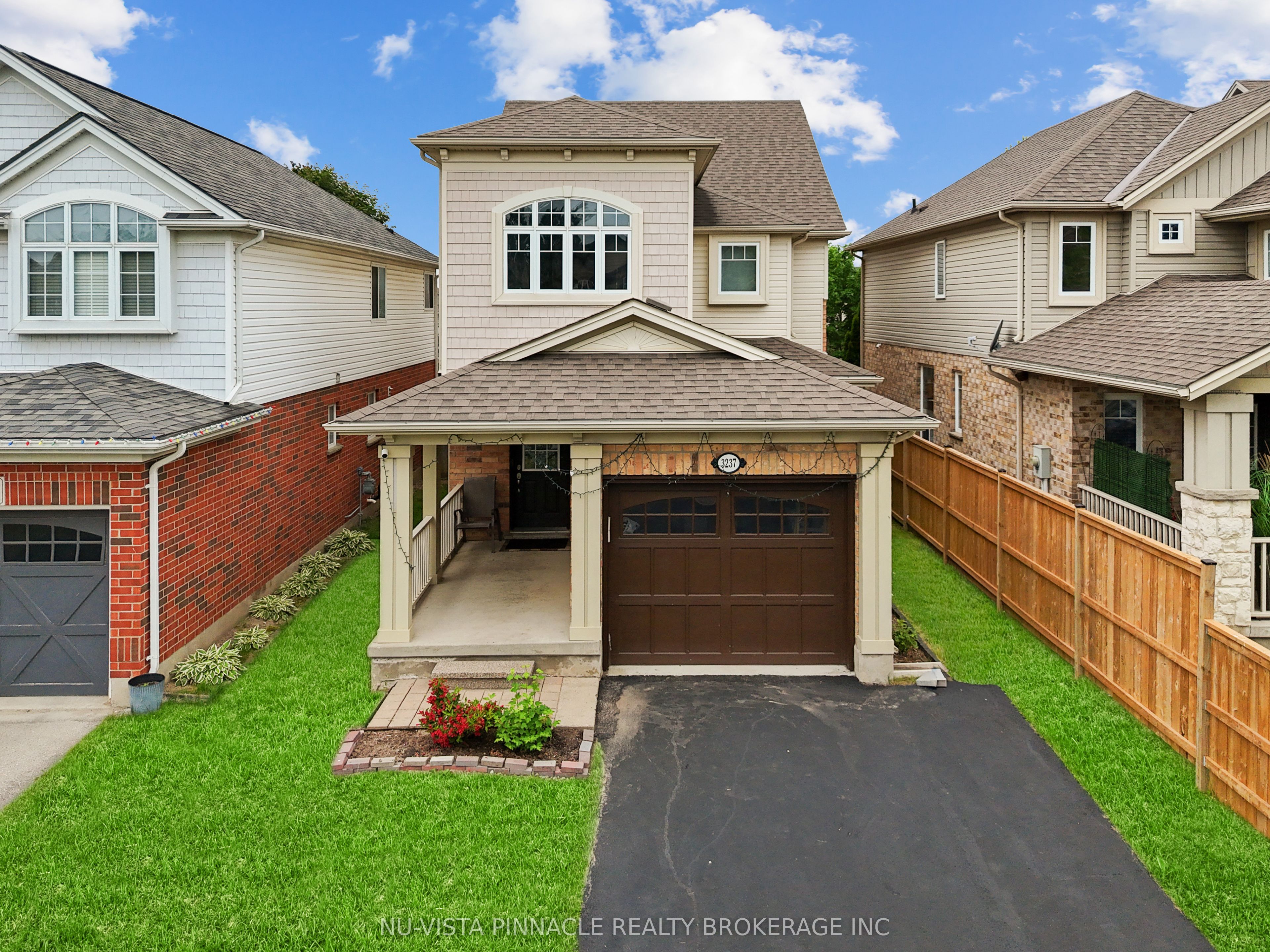 3237 BAYHAM Lane Property Photo 1