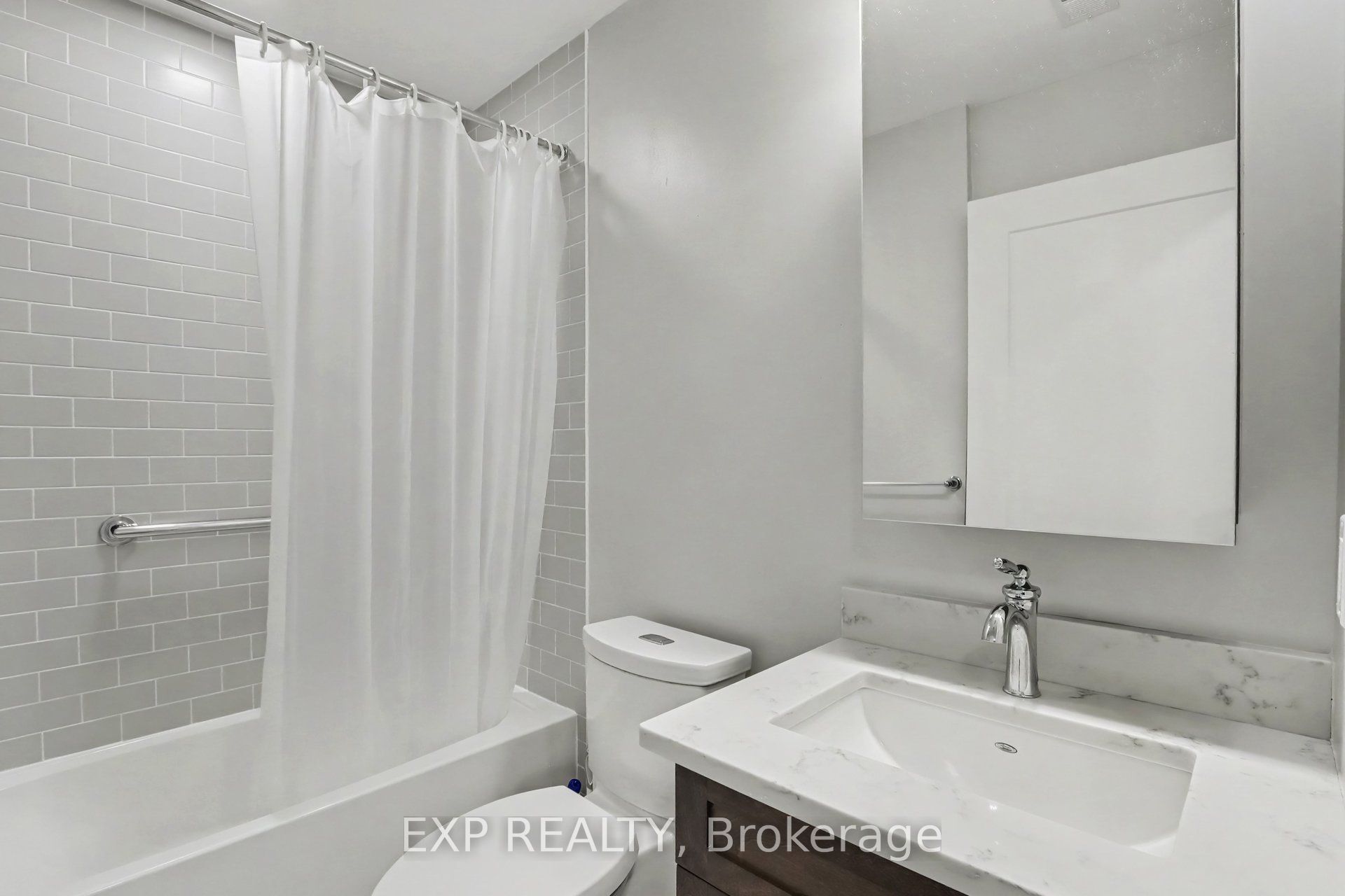 615 Longfields Drive 405 Property Photo 18