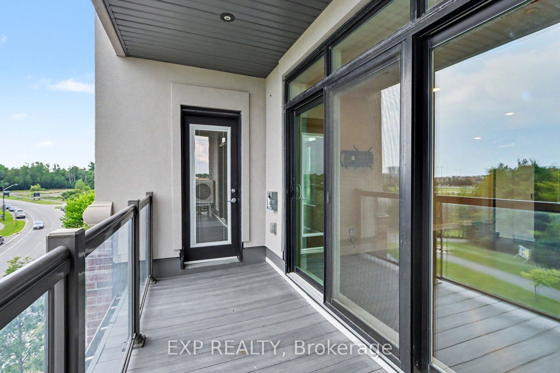 615 Longfields Drive 405 Property Photo 22