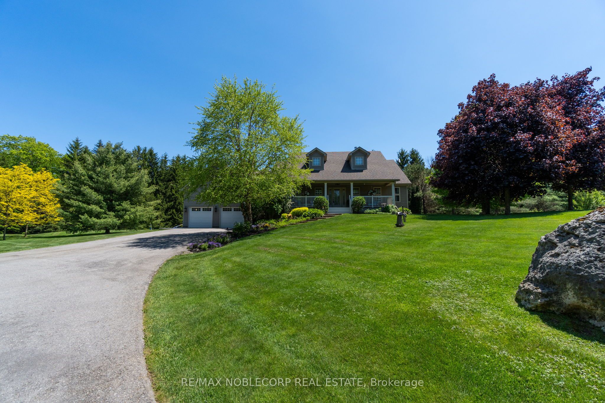 793073 3rd Line Property Photo 2