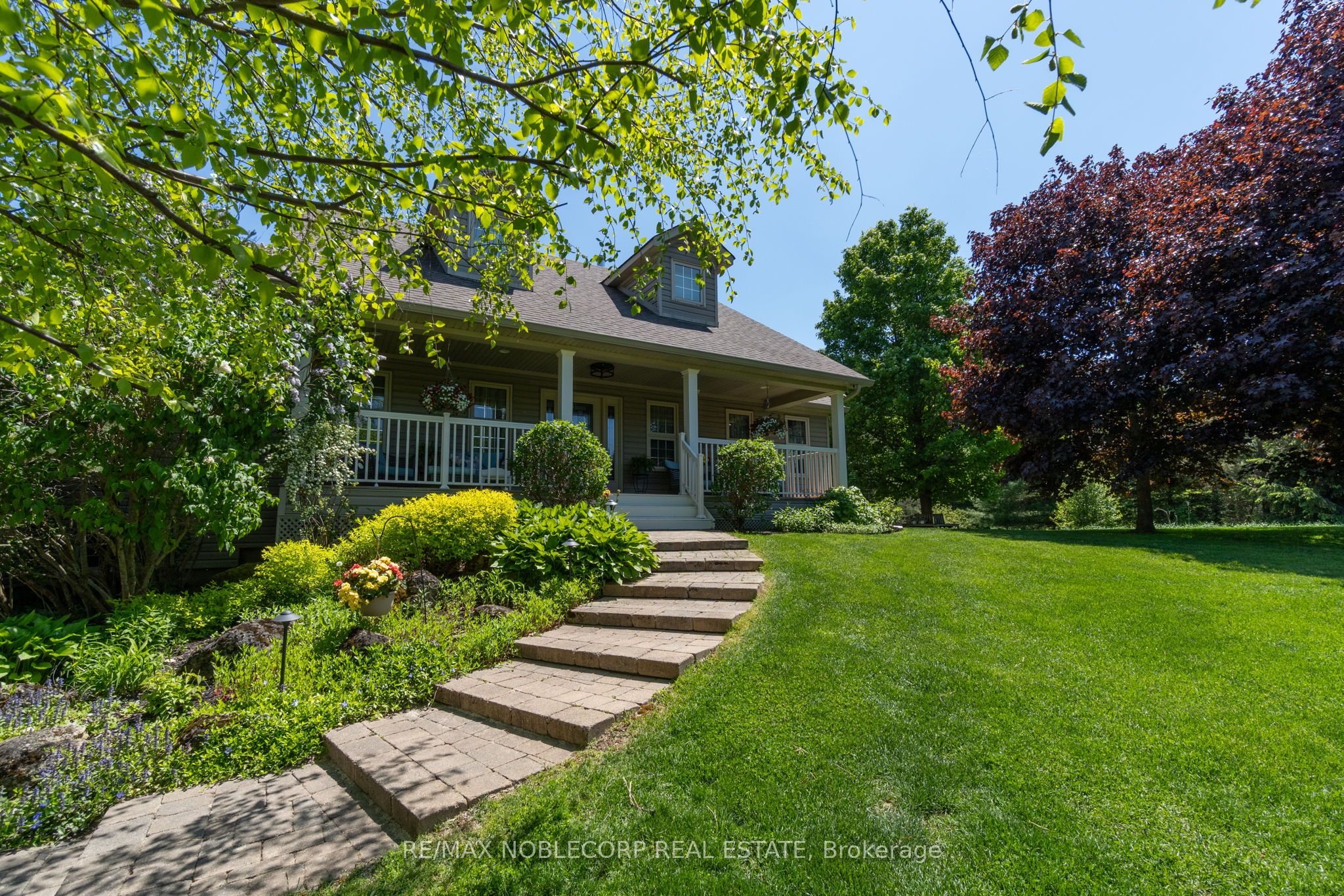 793073 3rd Line Property Photo 4