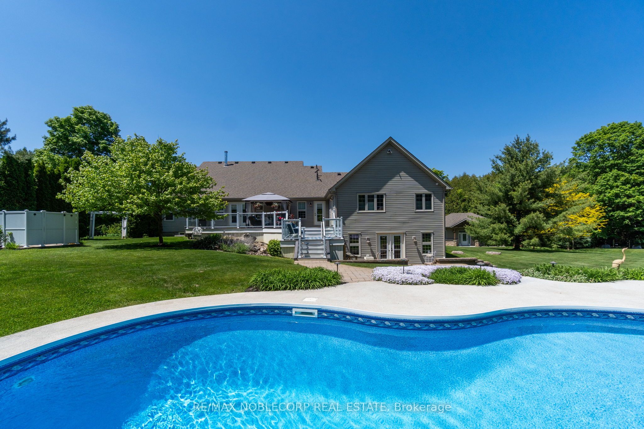 793073 3rd Line Property Photo 46