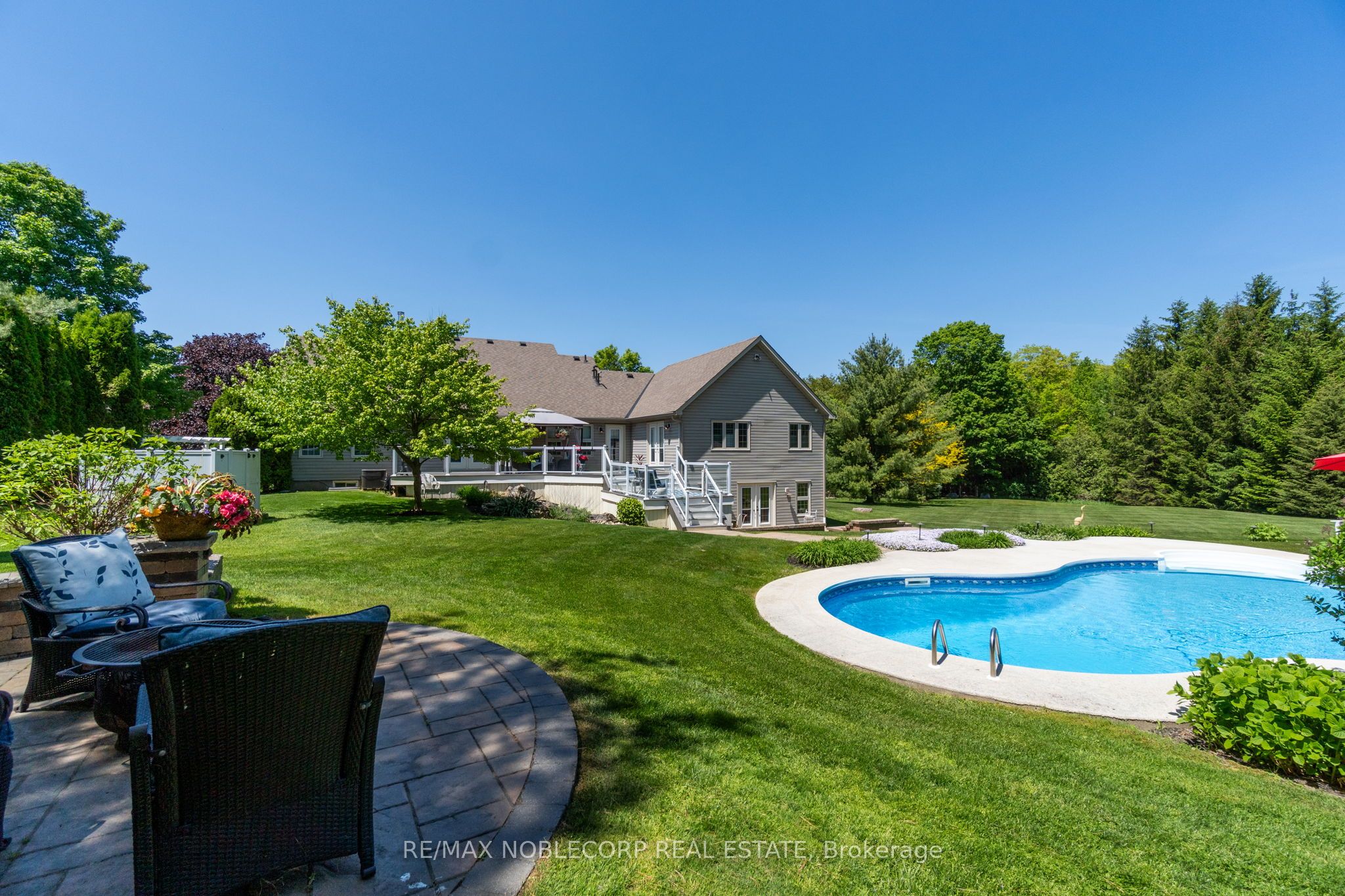 793073 3rd Line Property Photo 47