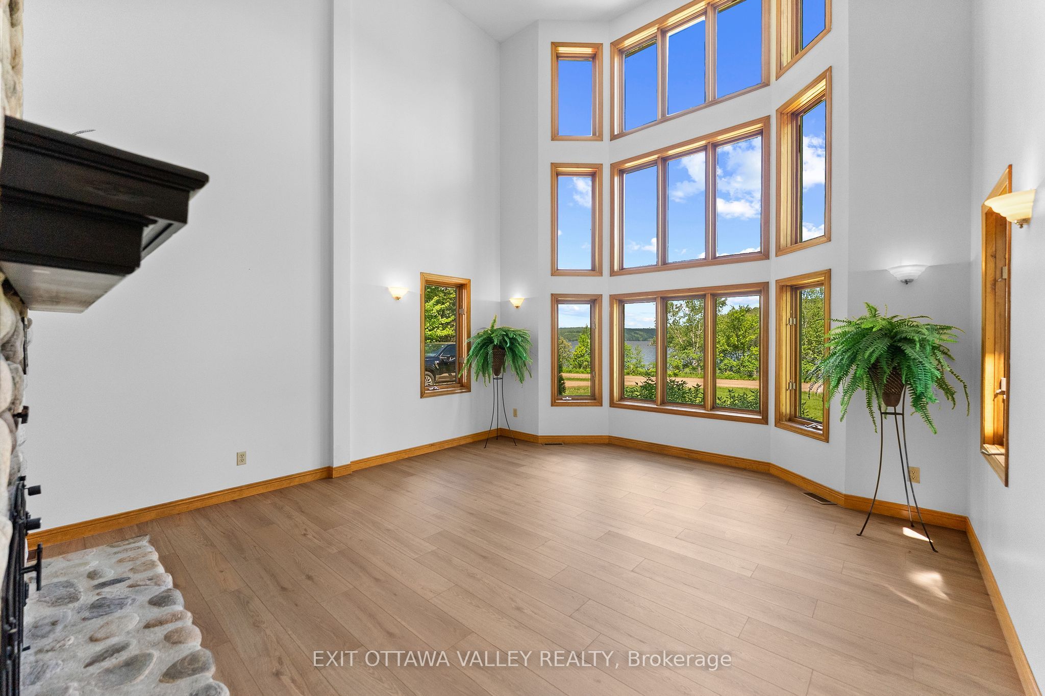 107 Harvey Creek Road Property Photo 8
