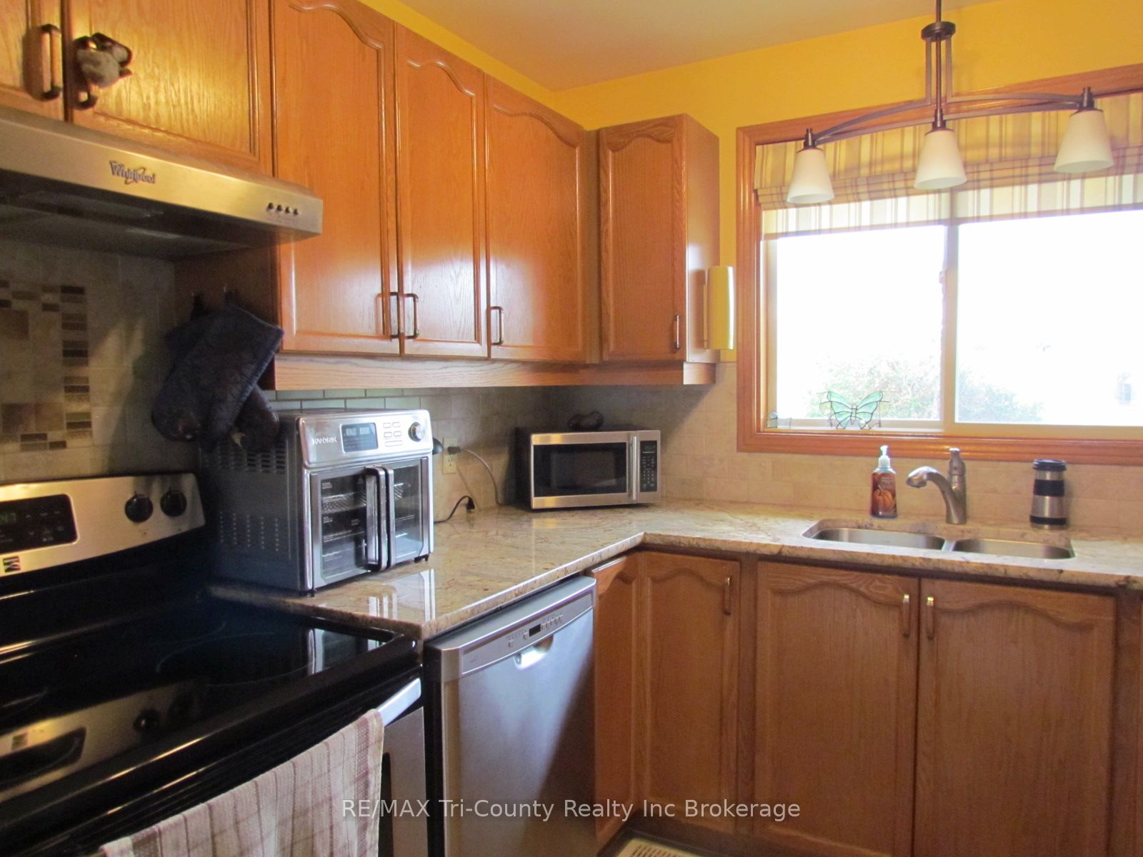 29 Beckett Boulevard Property Photo 5