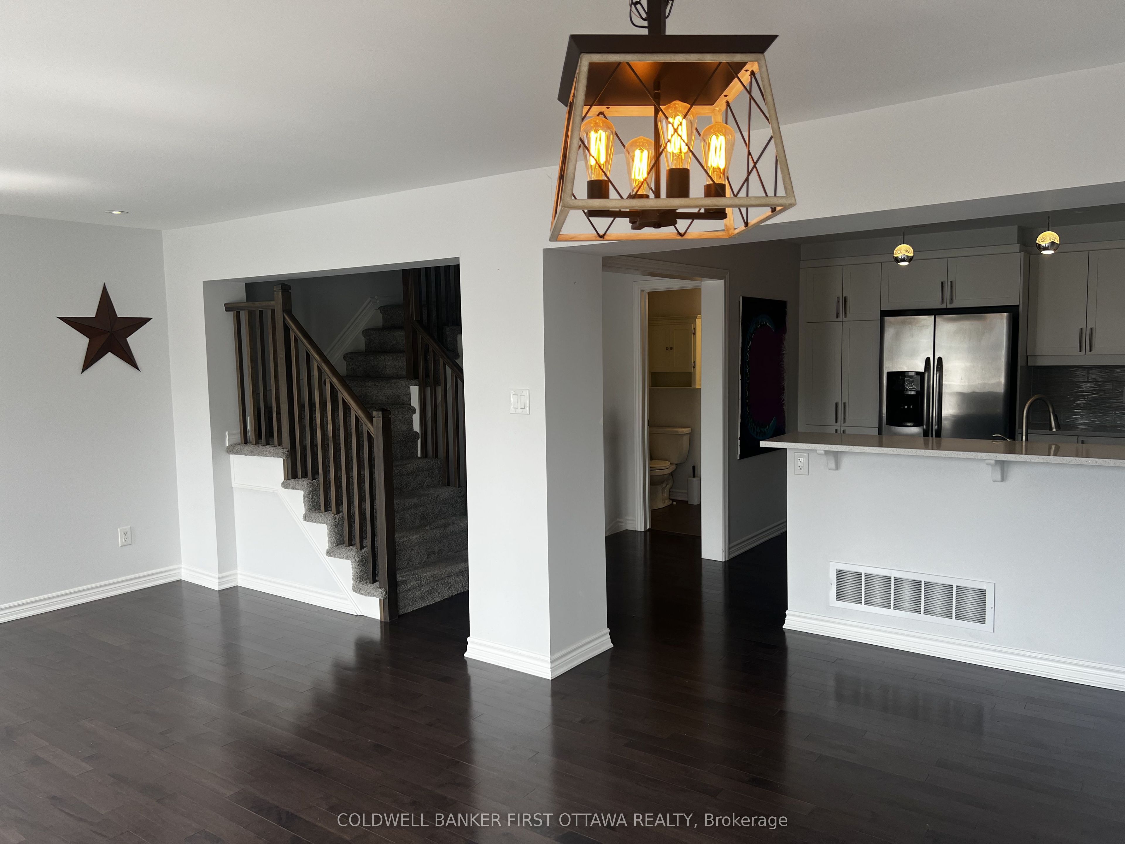 793 Mayfly Crescent Property Photo 13