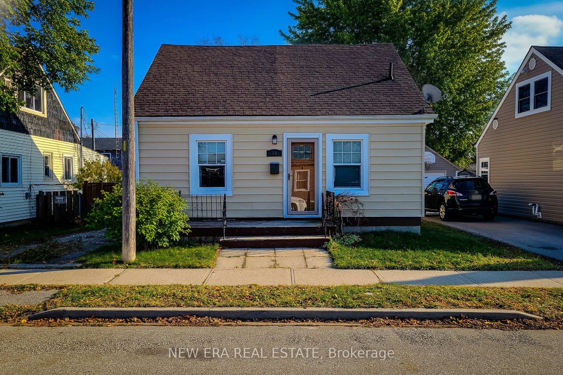 54 Eighth Avenue Property Photo 1