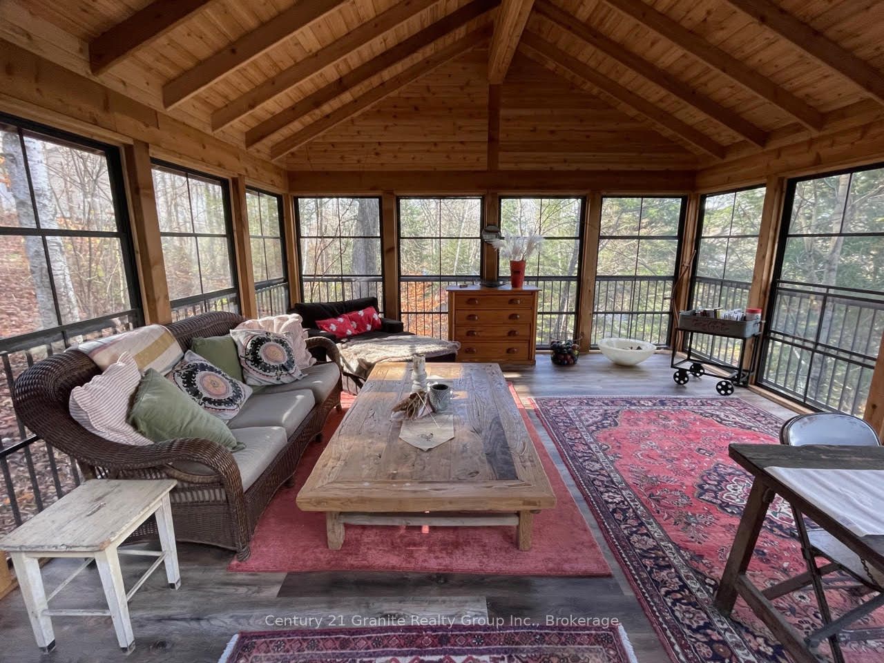 1038 Broken Paddle Road Property Photo 4