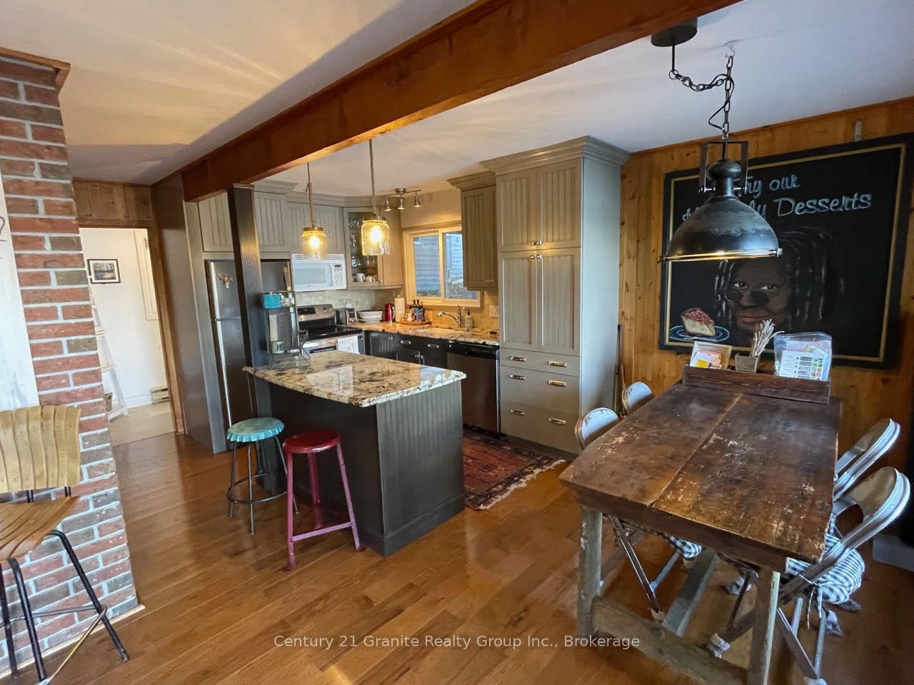 1038 Broken Paddle Road Property Photo 15