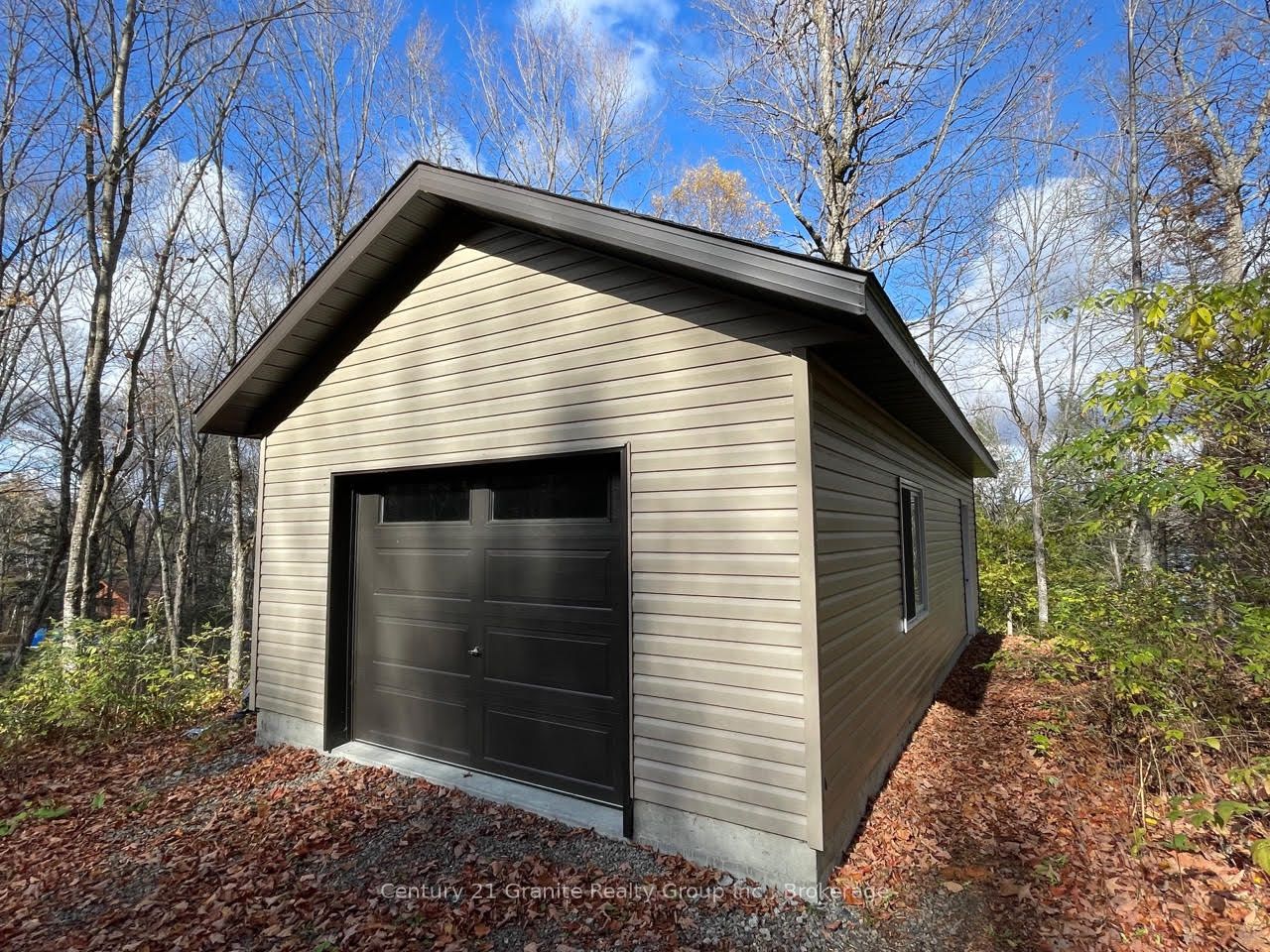 1038 Broken Paddle Road Property Photo 45