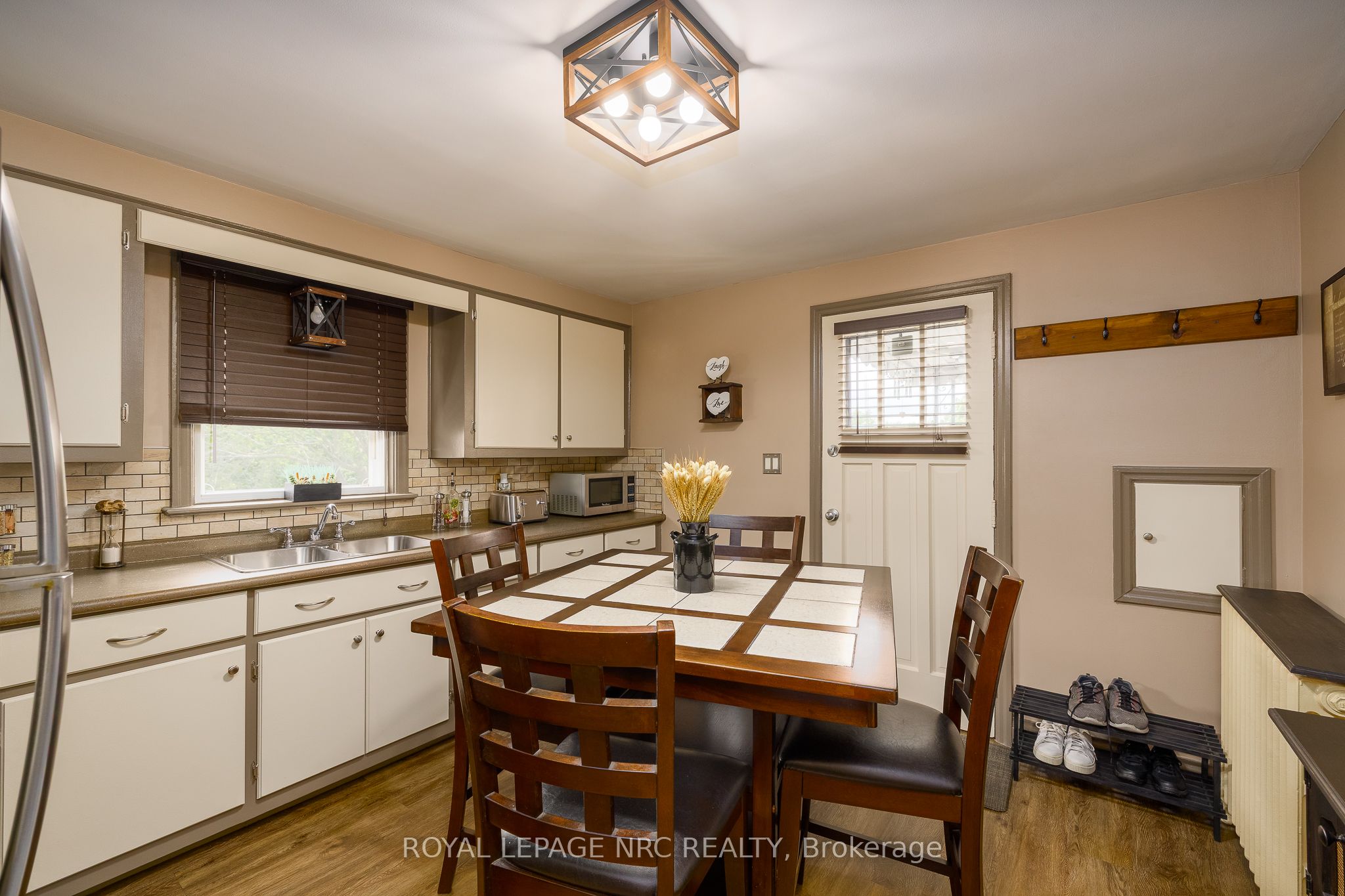 9 Water Street Property Photo 16