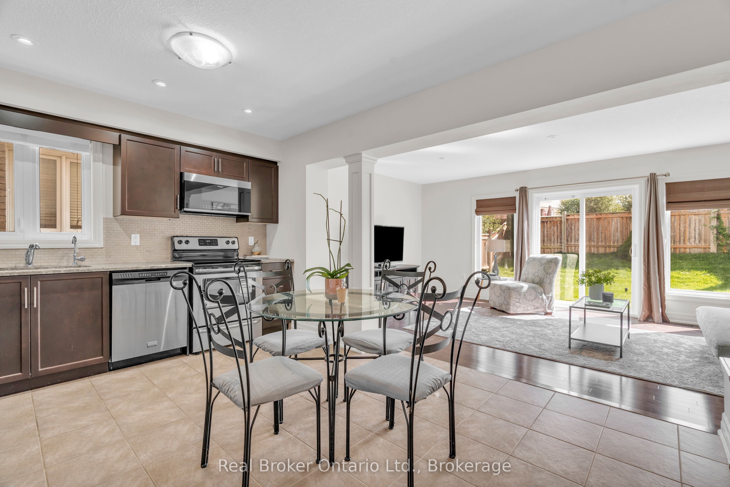 41 Samuel Drive Property Photo 7
