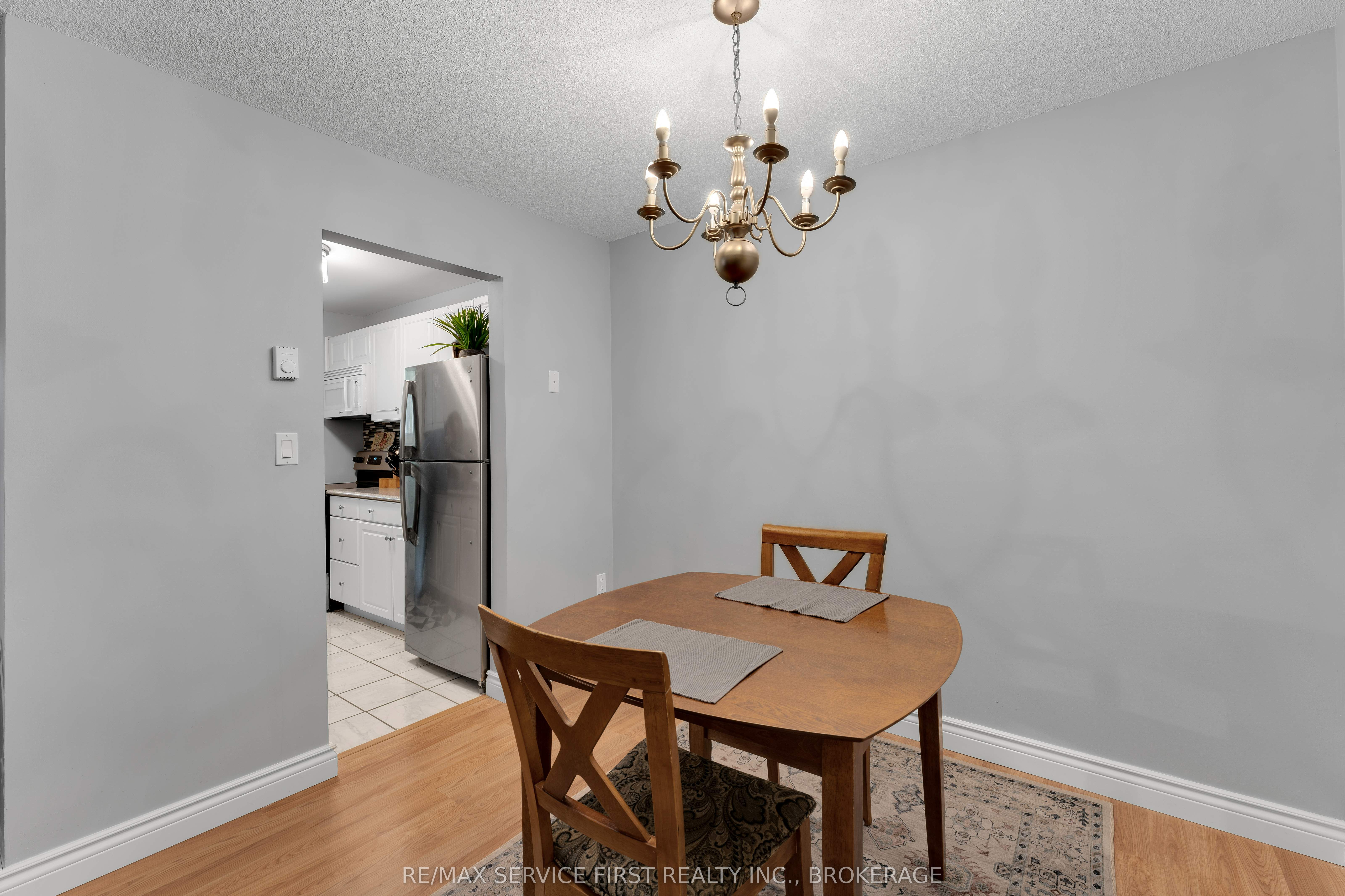 1010 Pembridge Crescent 103 Property Photo 10