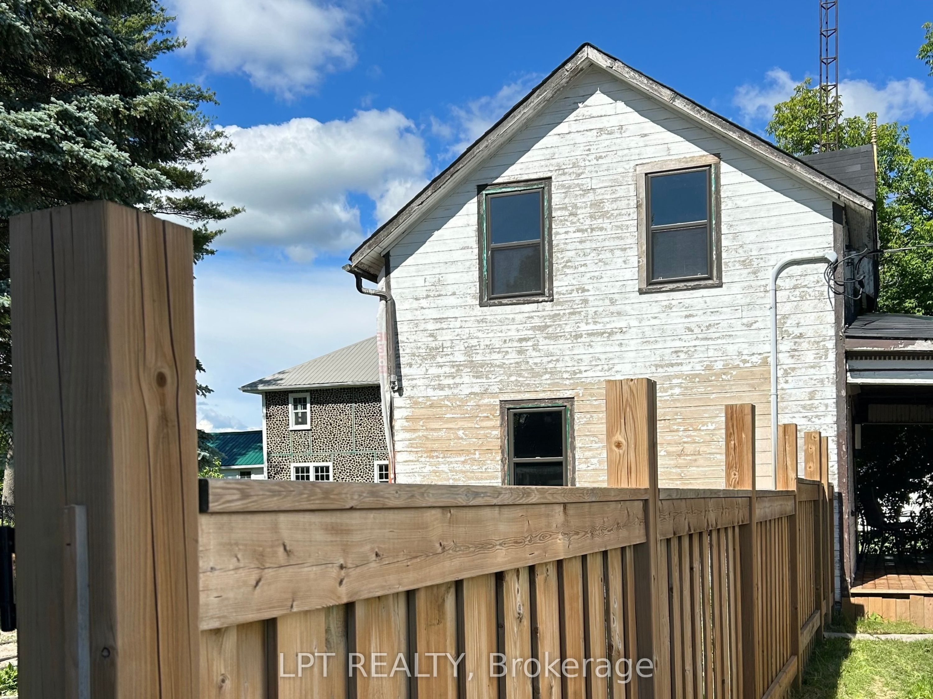 263 Glenarm Road Property Photo 2