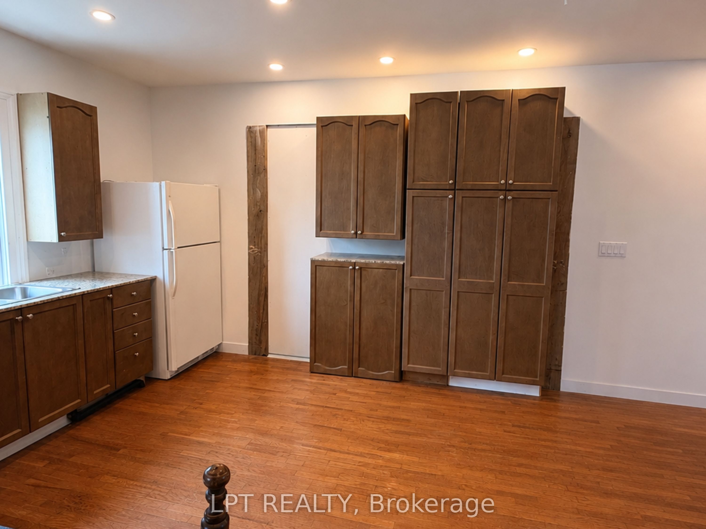 263 Glenarm Road Property Photo 7
