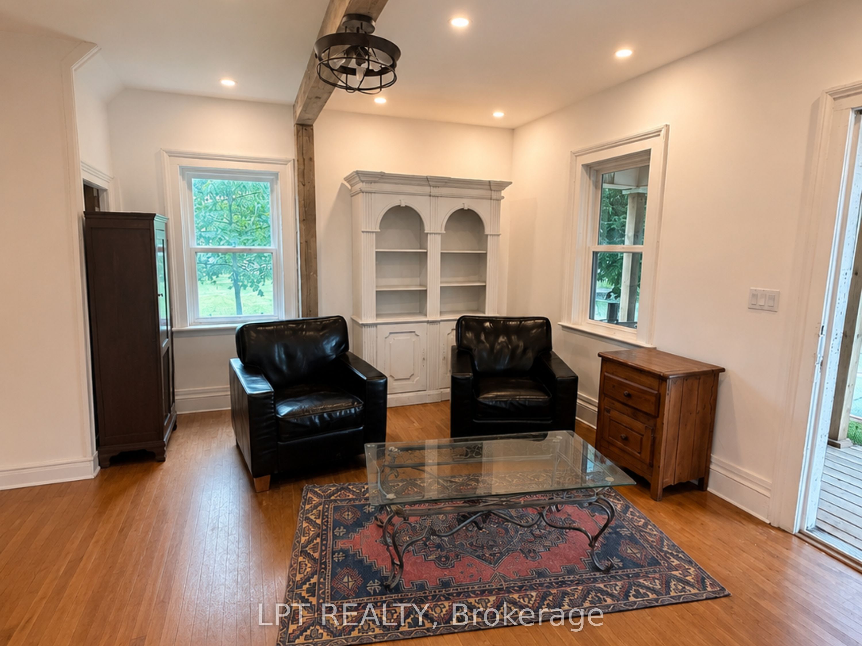 263 Glenarm Road Property Photo 8