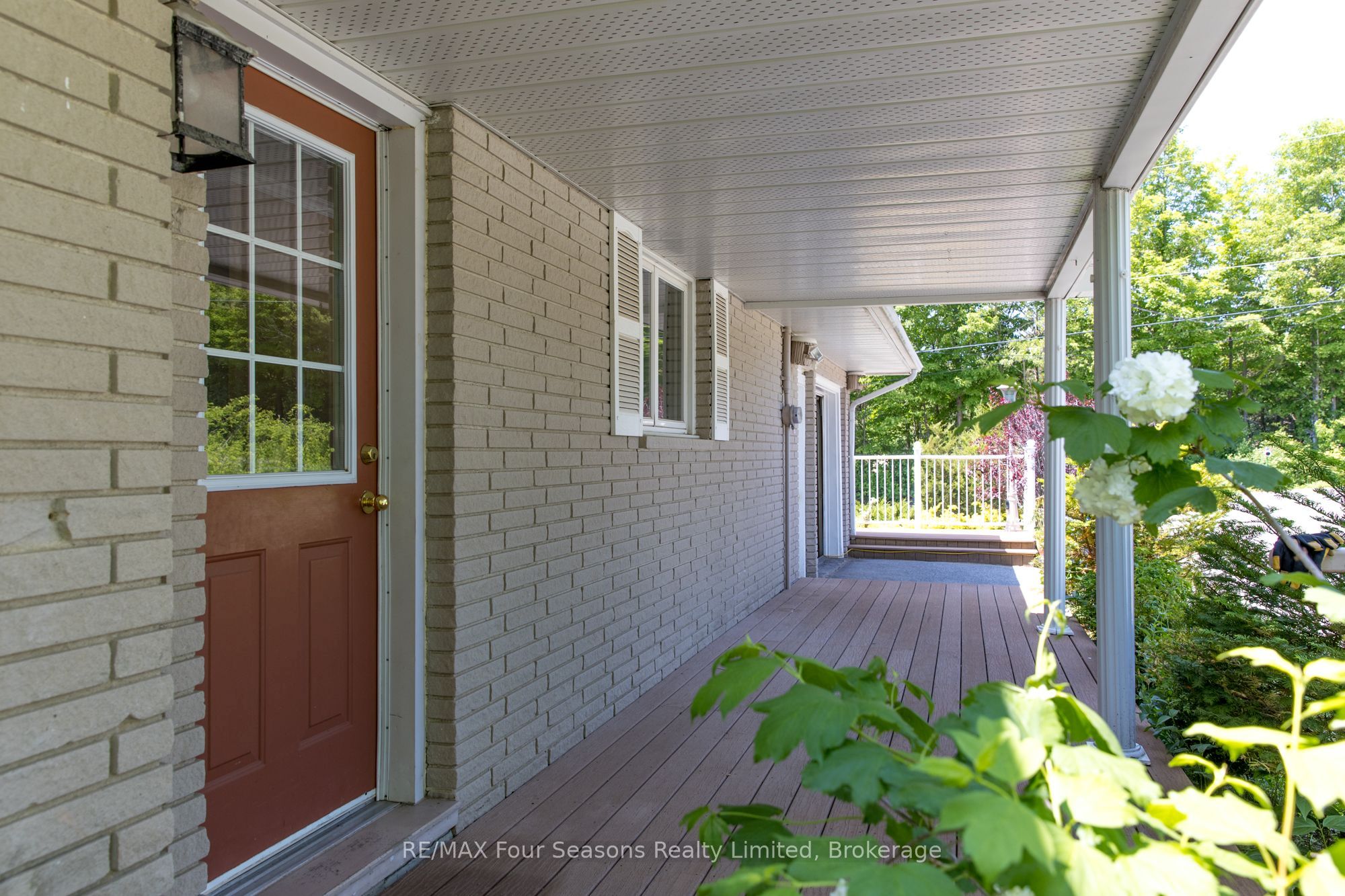 247 Jackson Drive Property Photo 5