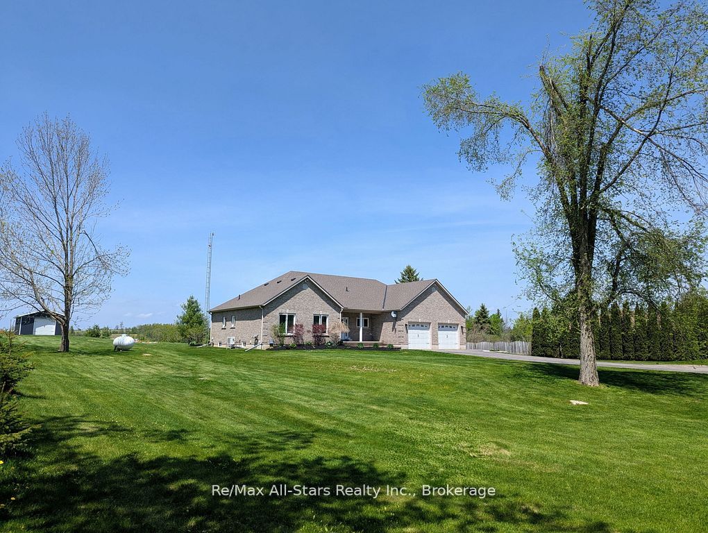 664 Bland Line Property Photo 3
