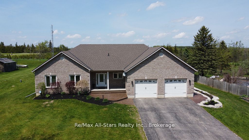 664 Bland Line Property Photo 4
