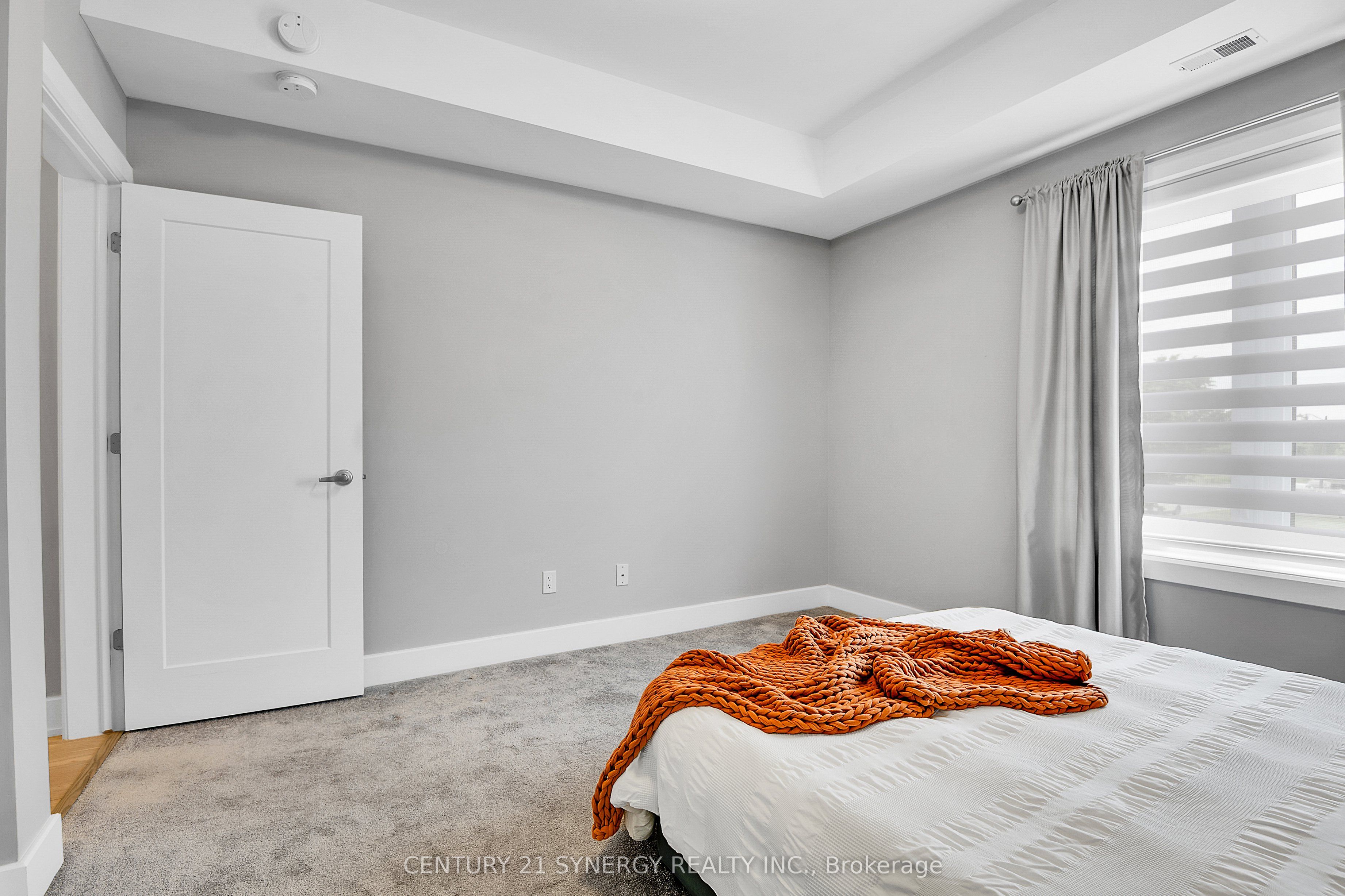 615 Longfields Drive 201 Property Photo 27