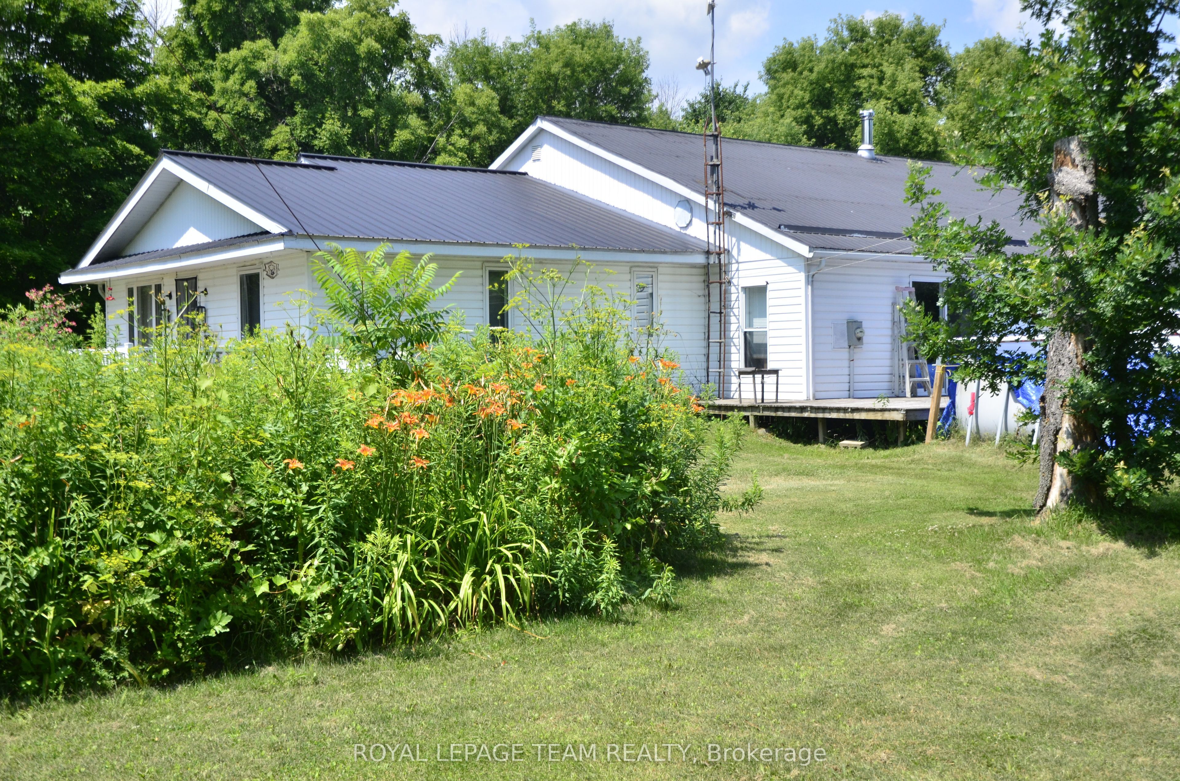 10355 Broken Second Road W Property Photo 5