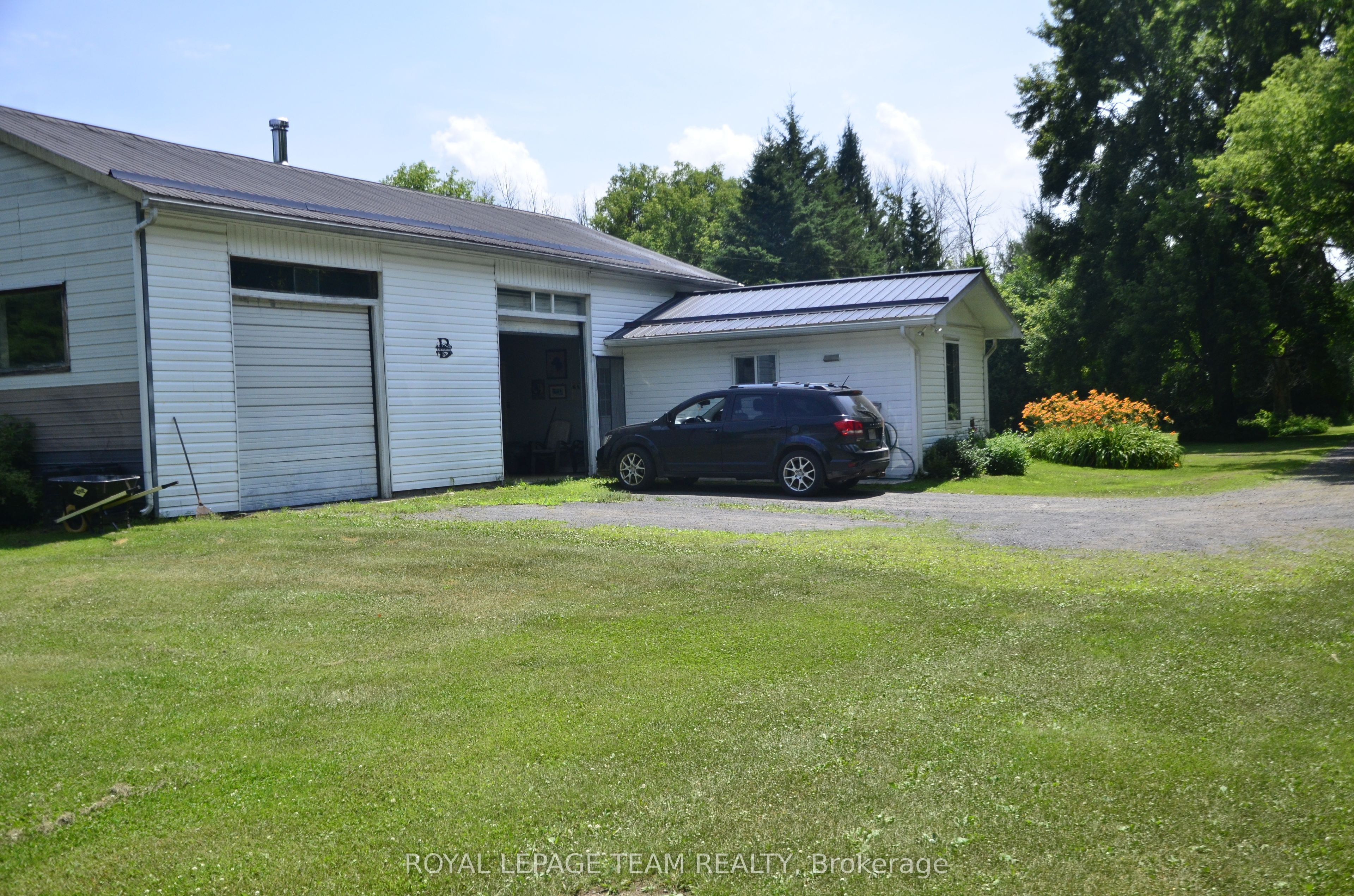 10355 Broken Second Road W Property Photo 10