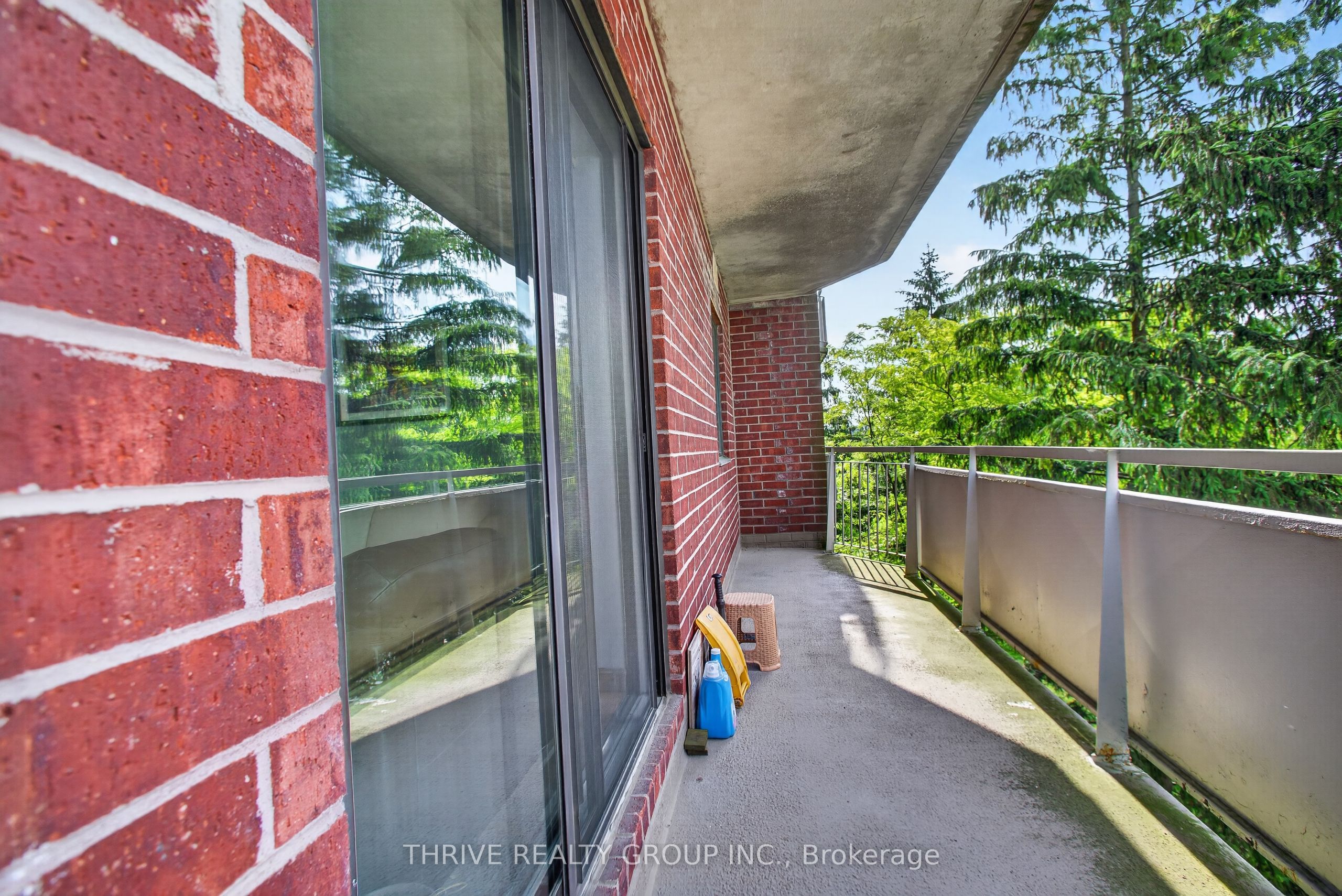 75 Huxley Street 401 Property Photo 15