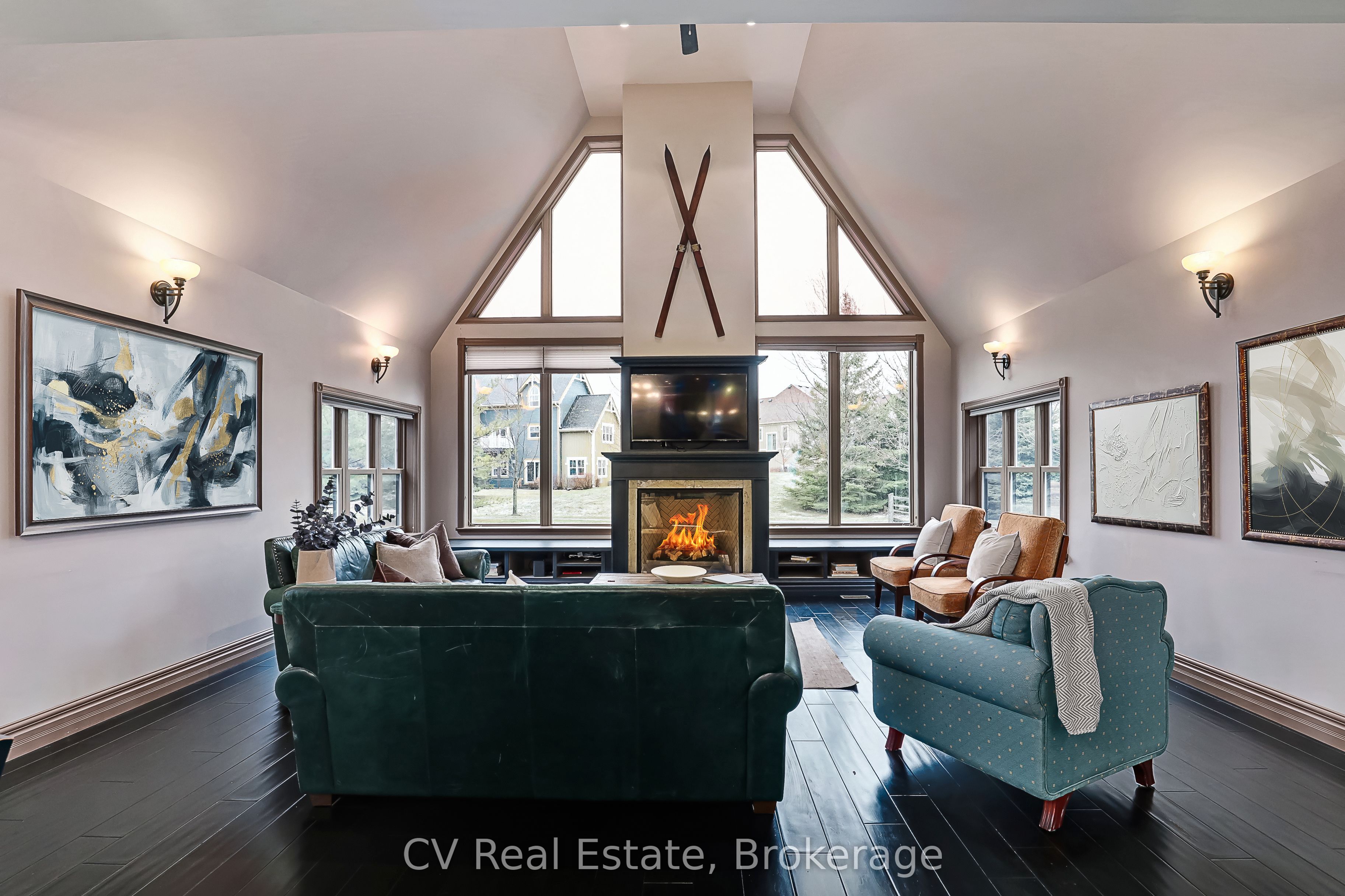 159 Snowbridge Way Property Photo 8