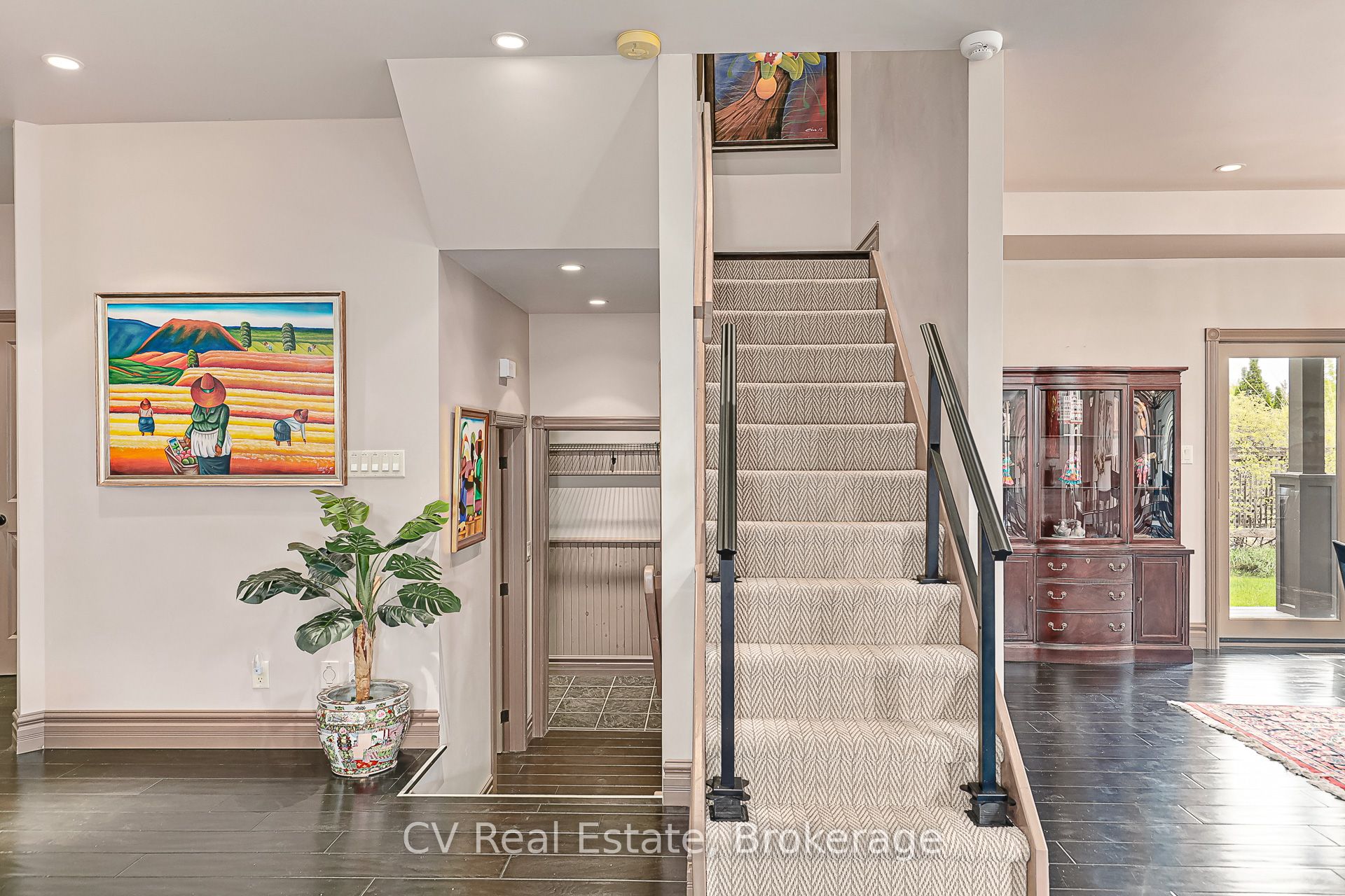 159 Snowbridge Way Property Photo 14