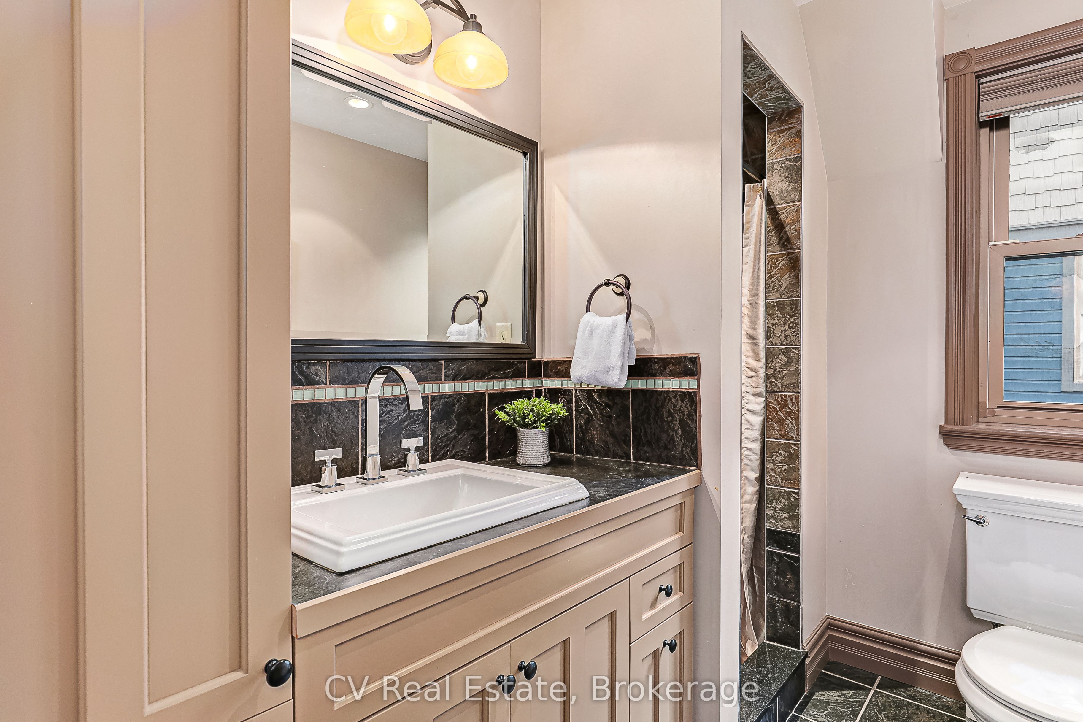 159 Snowbridge Way Property Photo 28