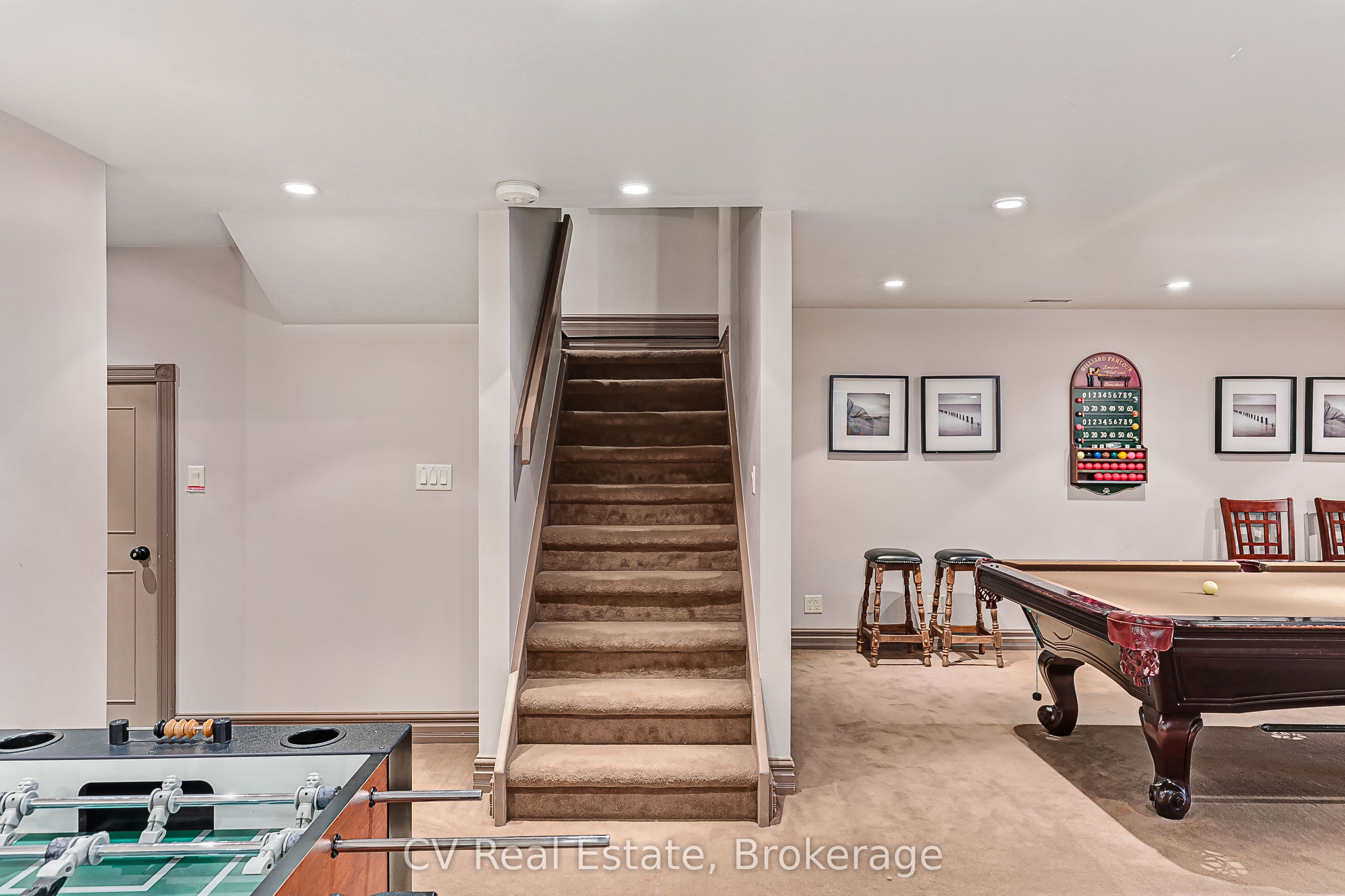 159 Snowbridge Way Property Photo 33