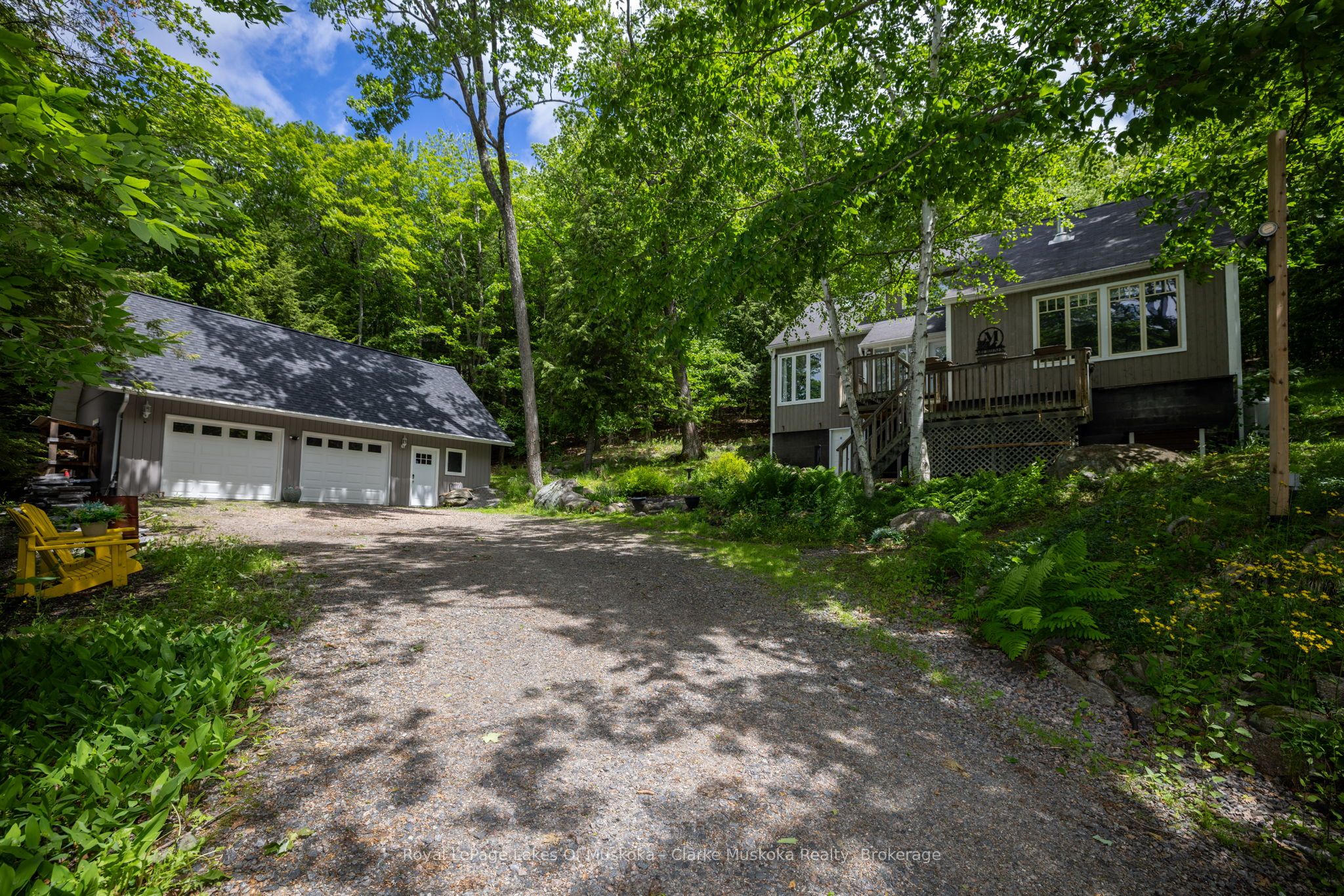 1037 Foreman Road Property Photo 1