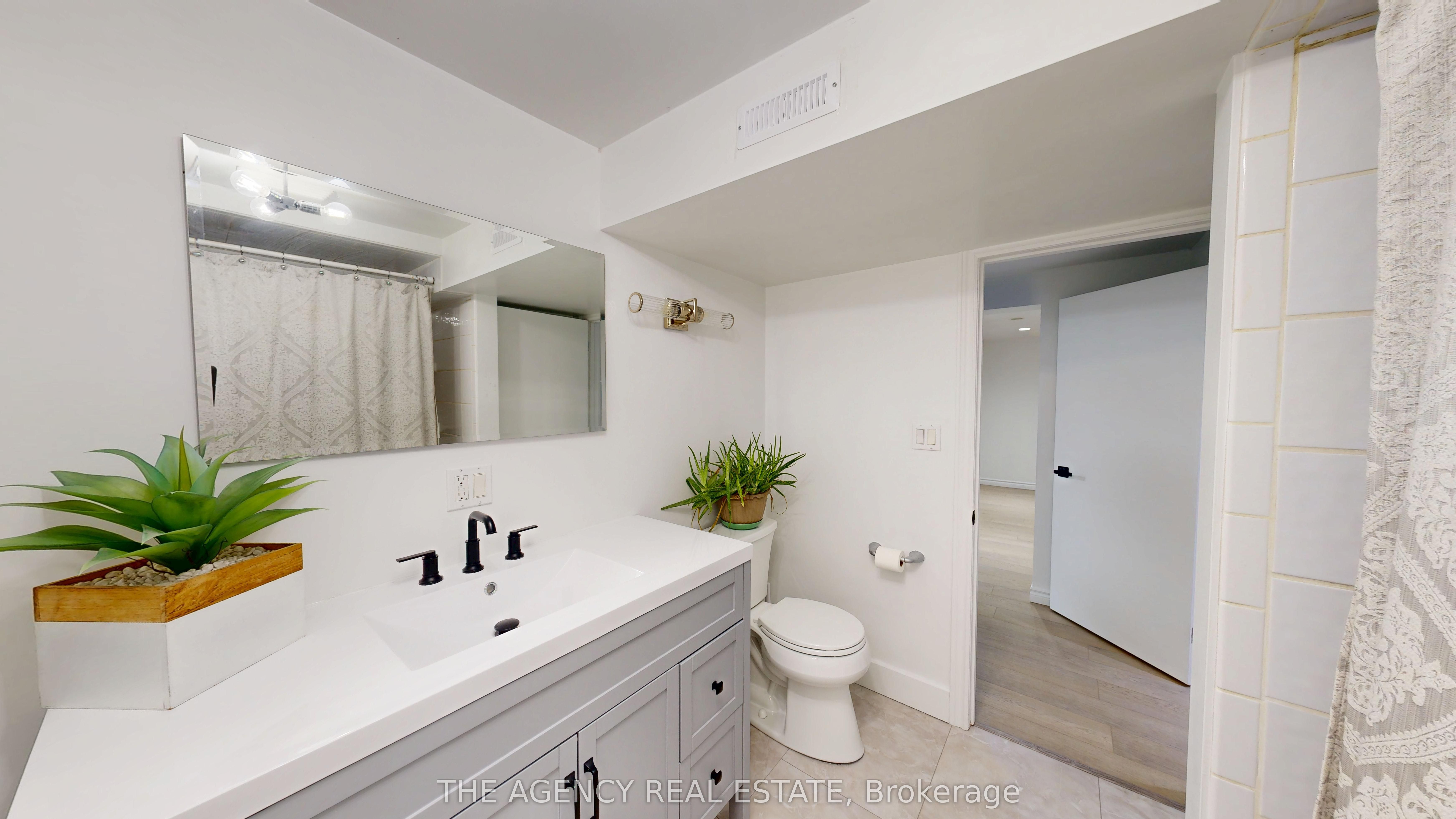 166 Fairview Avenue W Property Photo 33