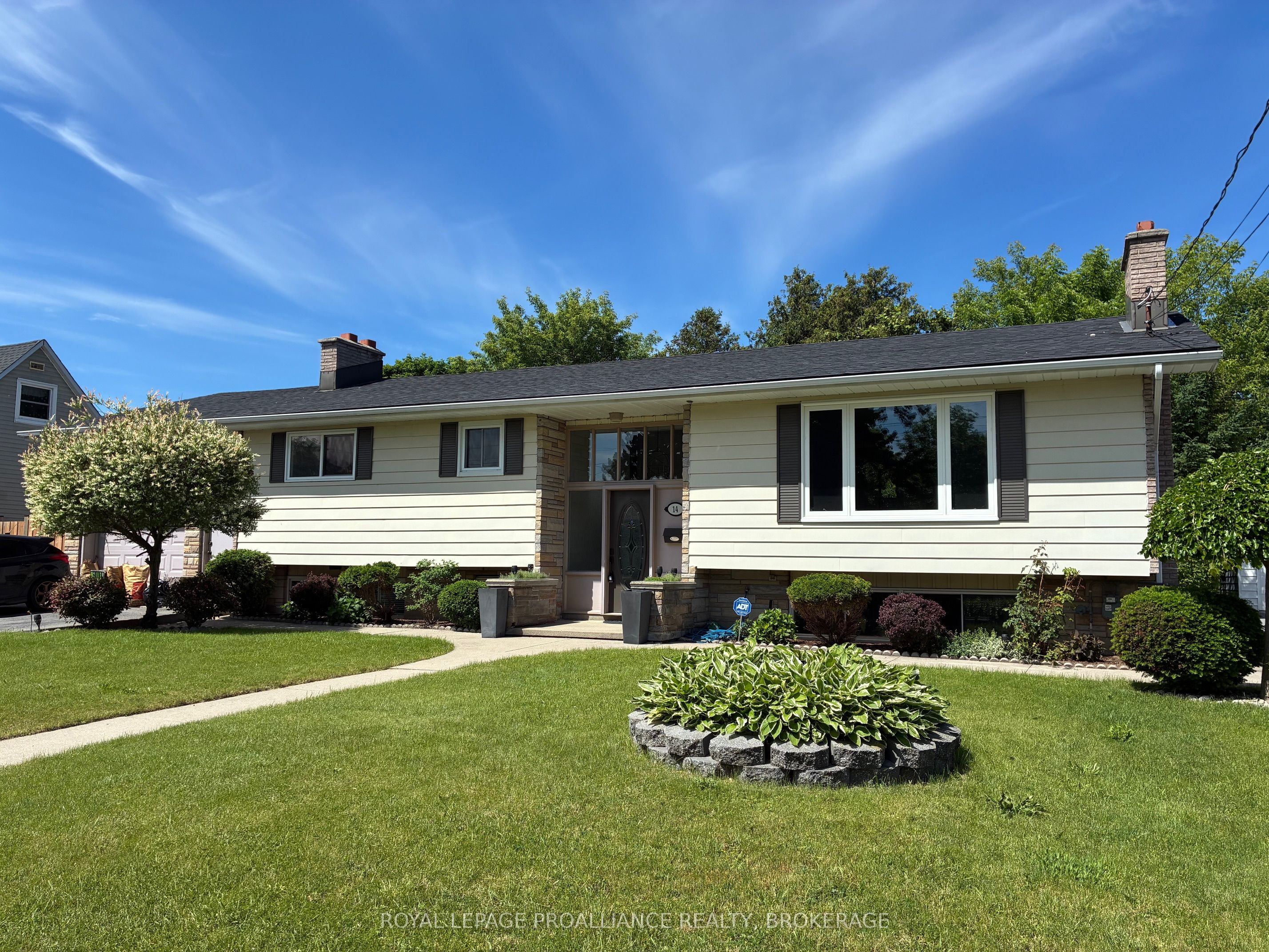 14 Baker Street Property Photo 1