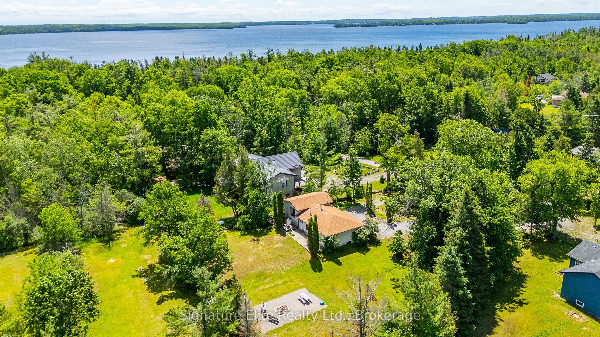 20 Camelot Place Property Photo 25