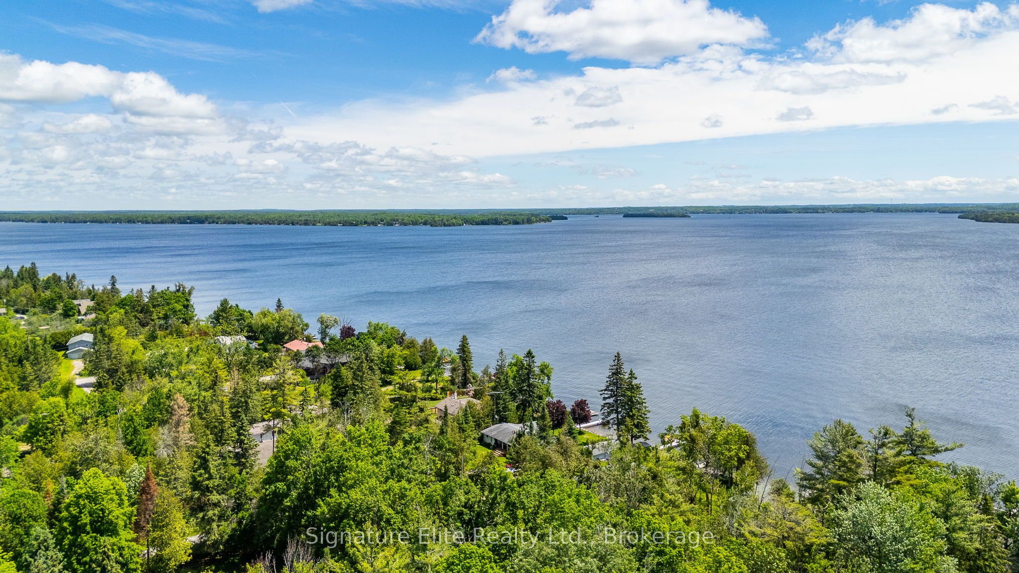20 Camelot Place Property Photo 47