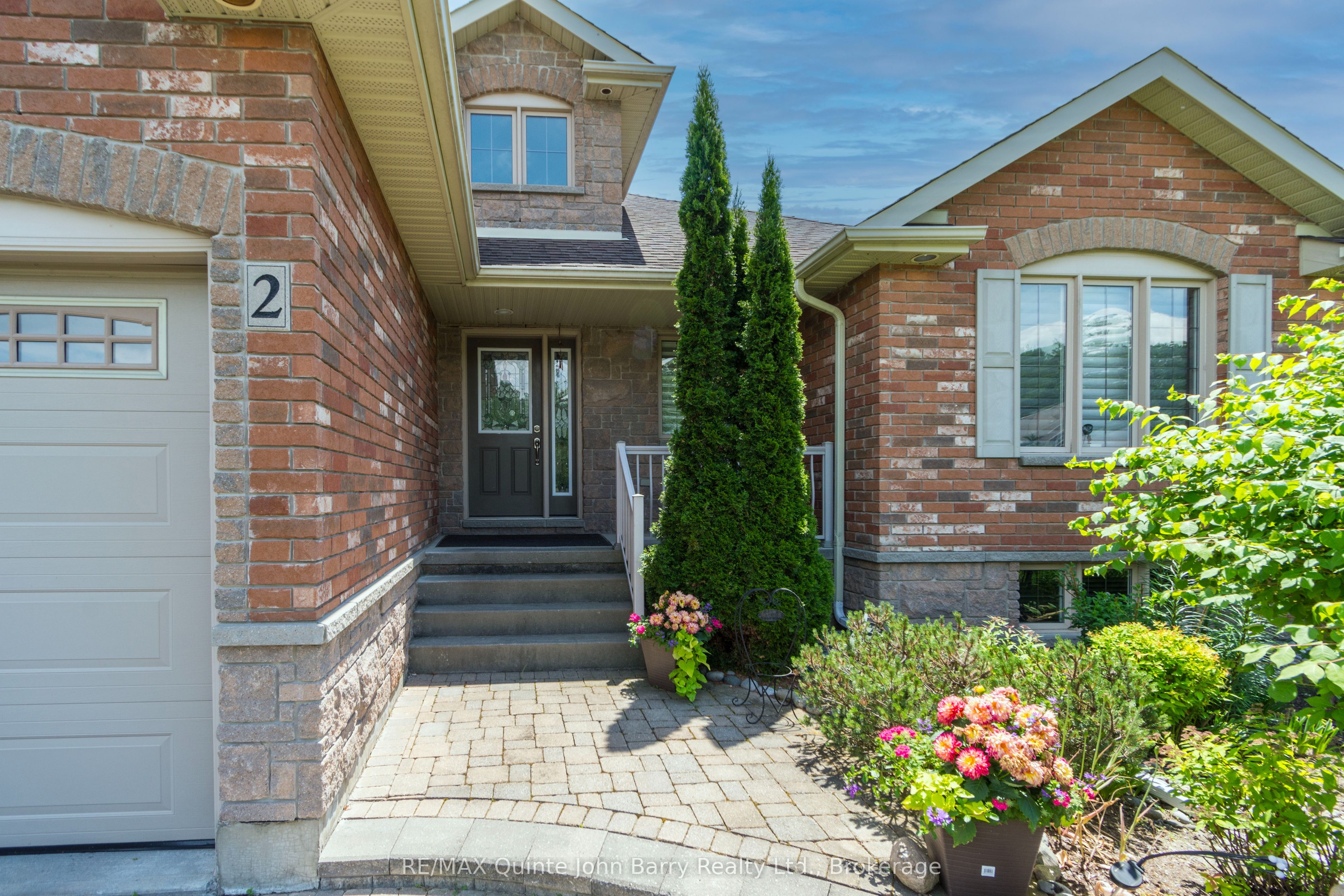 2 Pine Marsh Lane