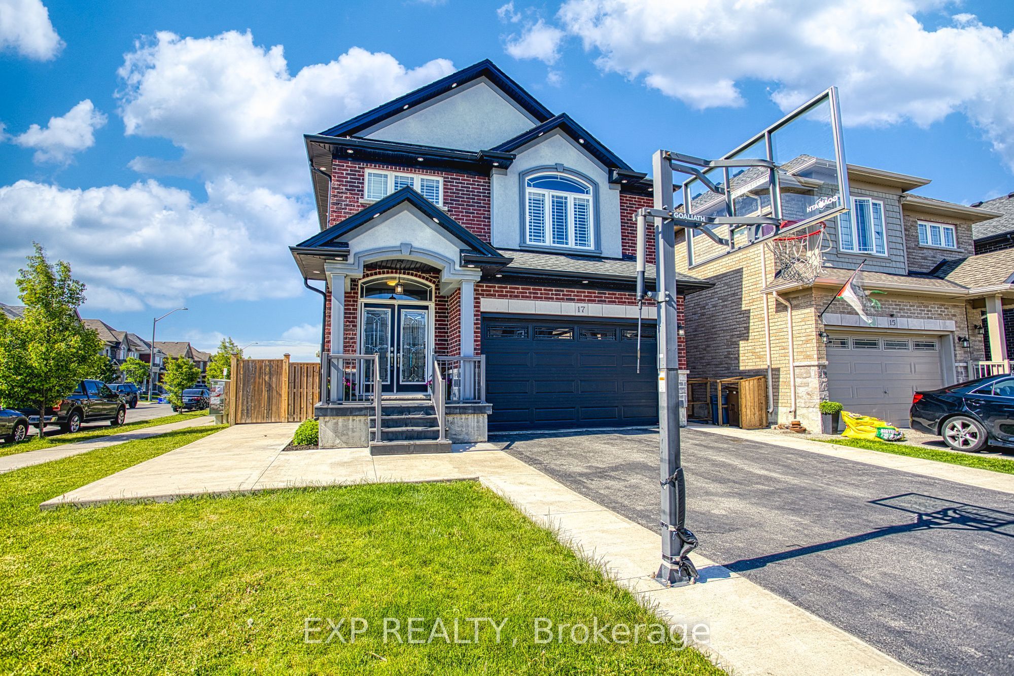 17 Narbonne Crescent Property Photo 3