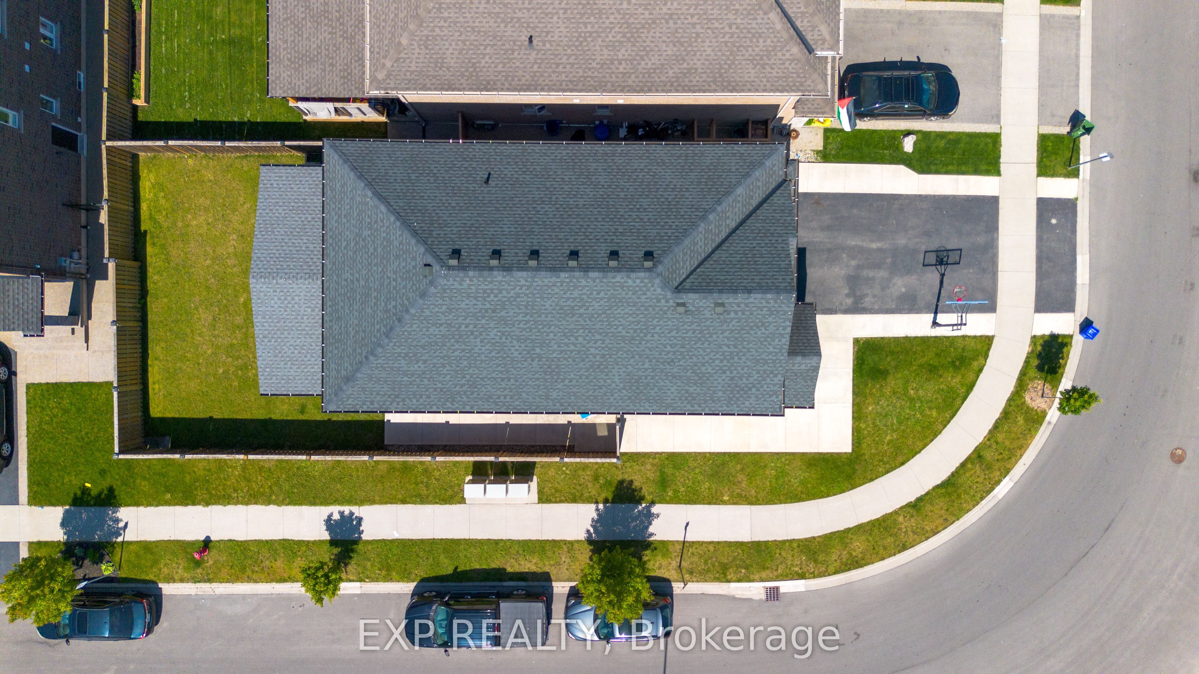 17 Narbonne Crescent Property Photo 40