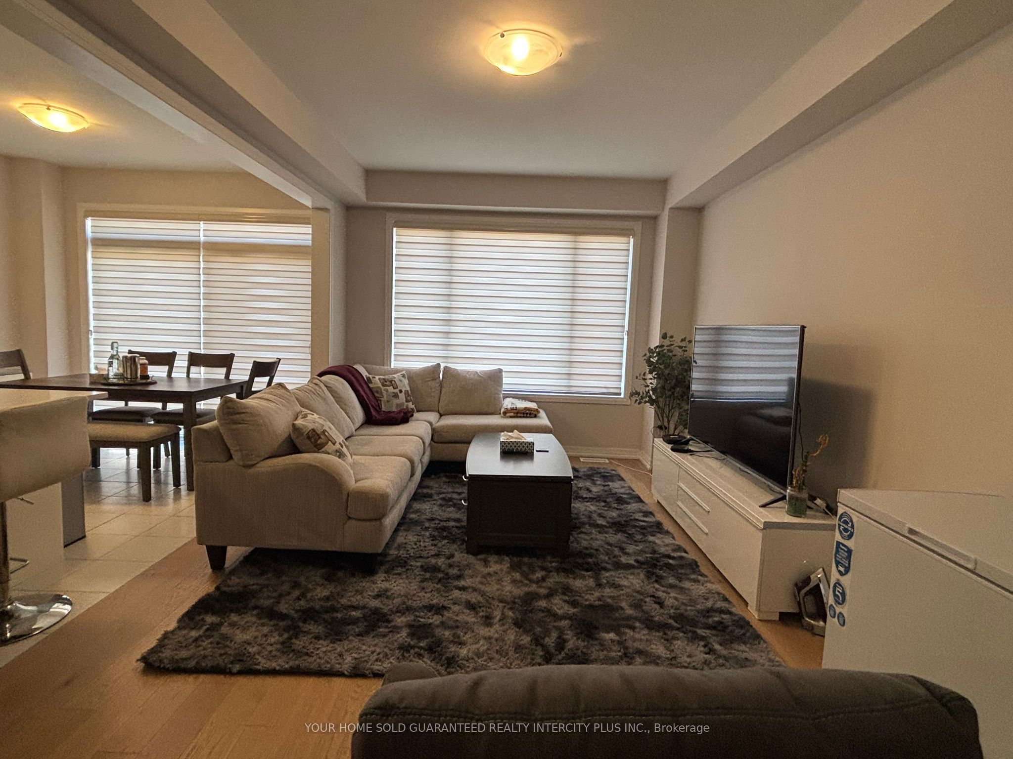 32 Crossmore Crescent Property Photo 2