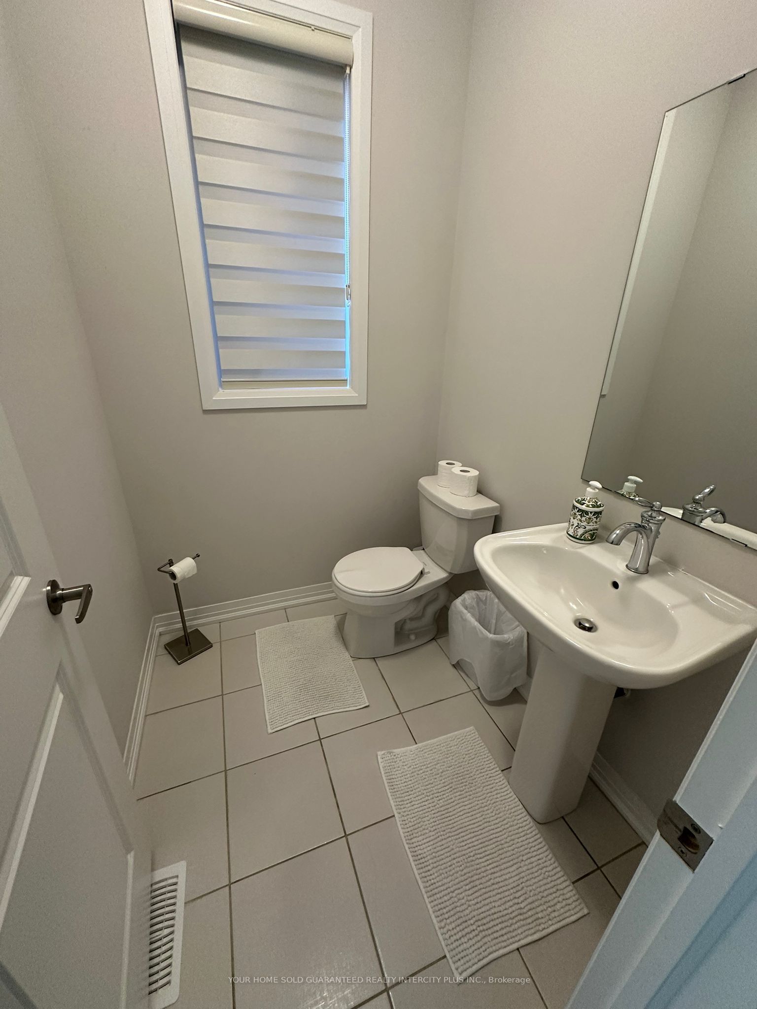 32 Crossmore Crescent Property Photo 8
