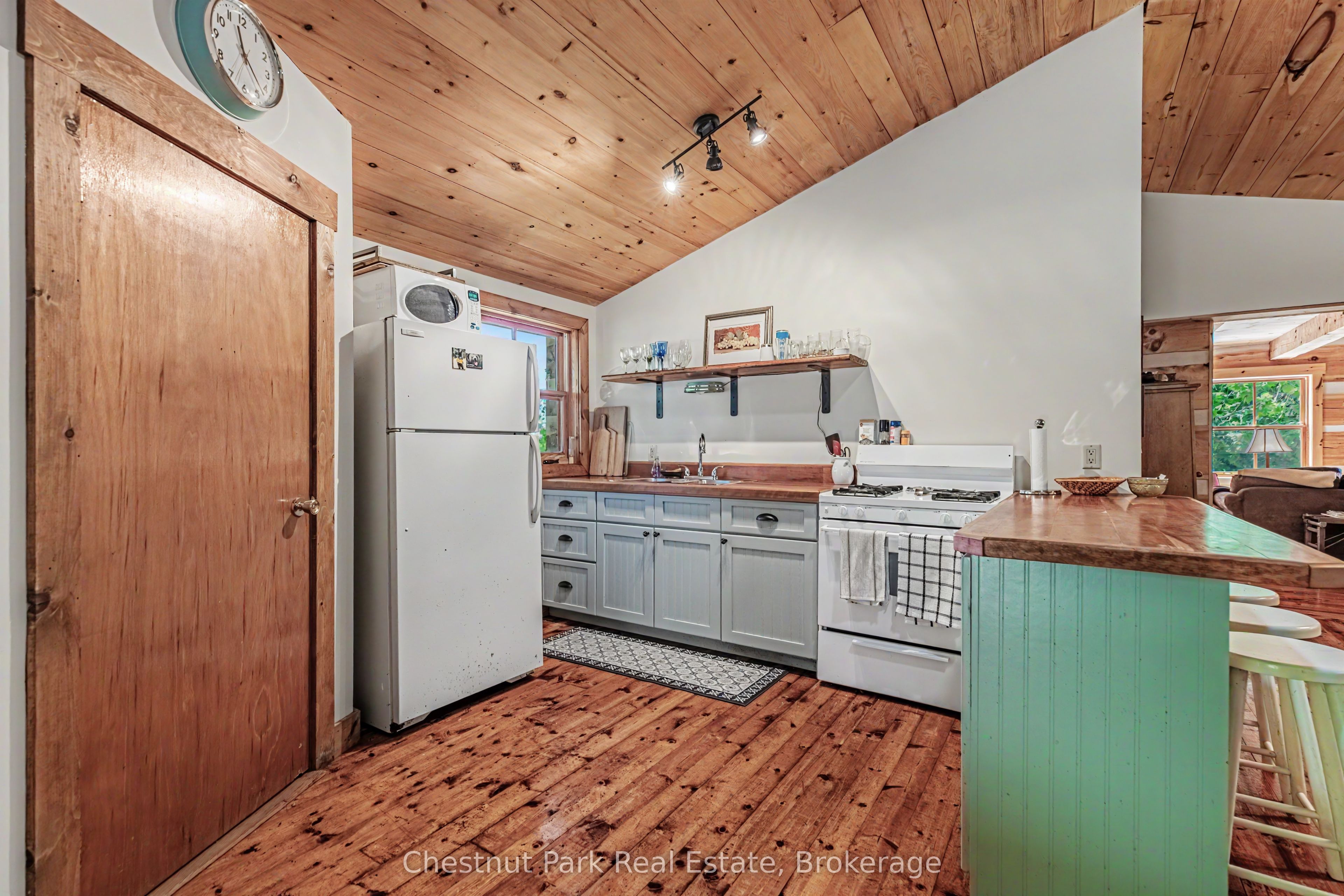 79 Pine Tree Harbour Road Property Photo 22