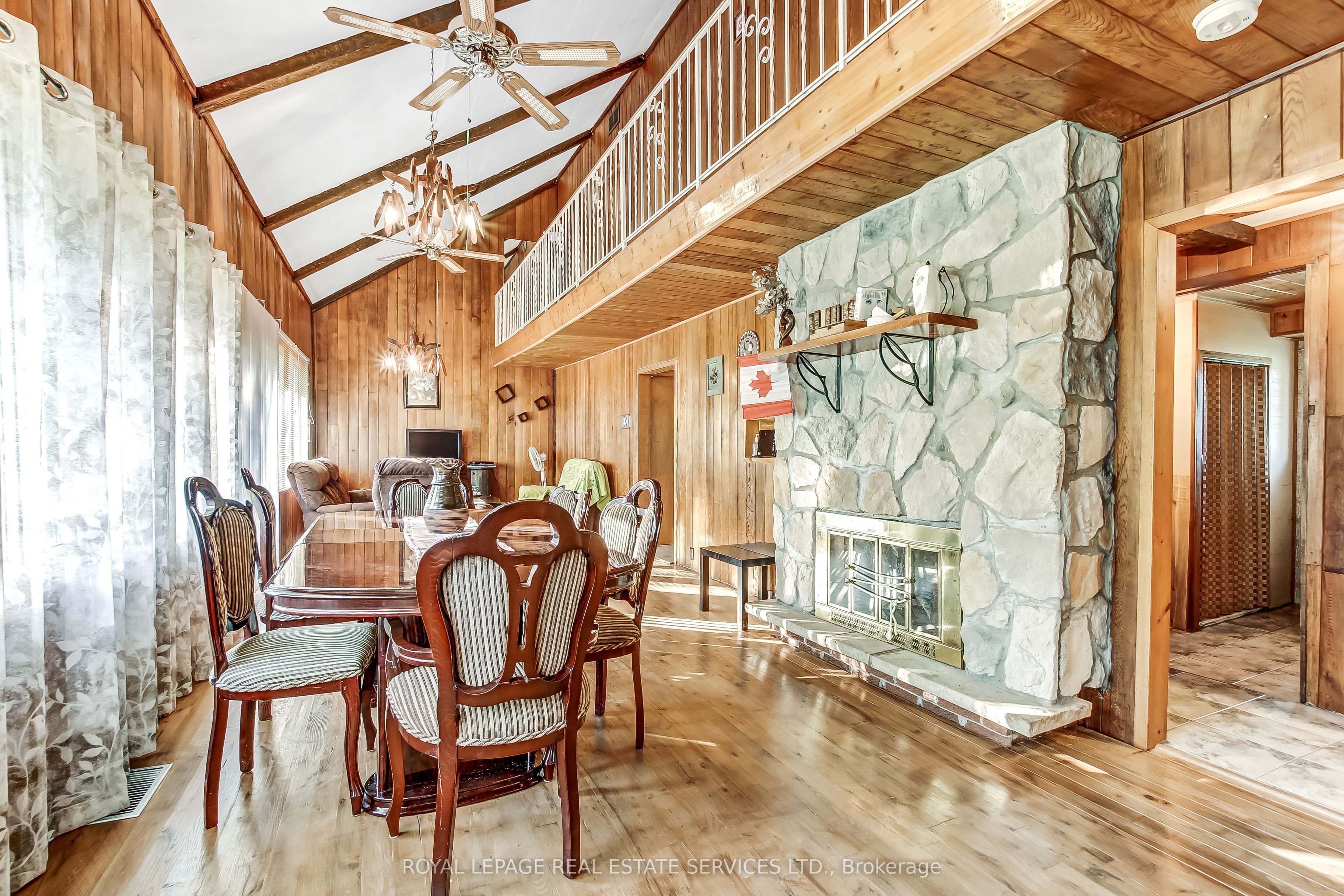 20 Bayview Avenue Property Photo 4