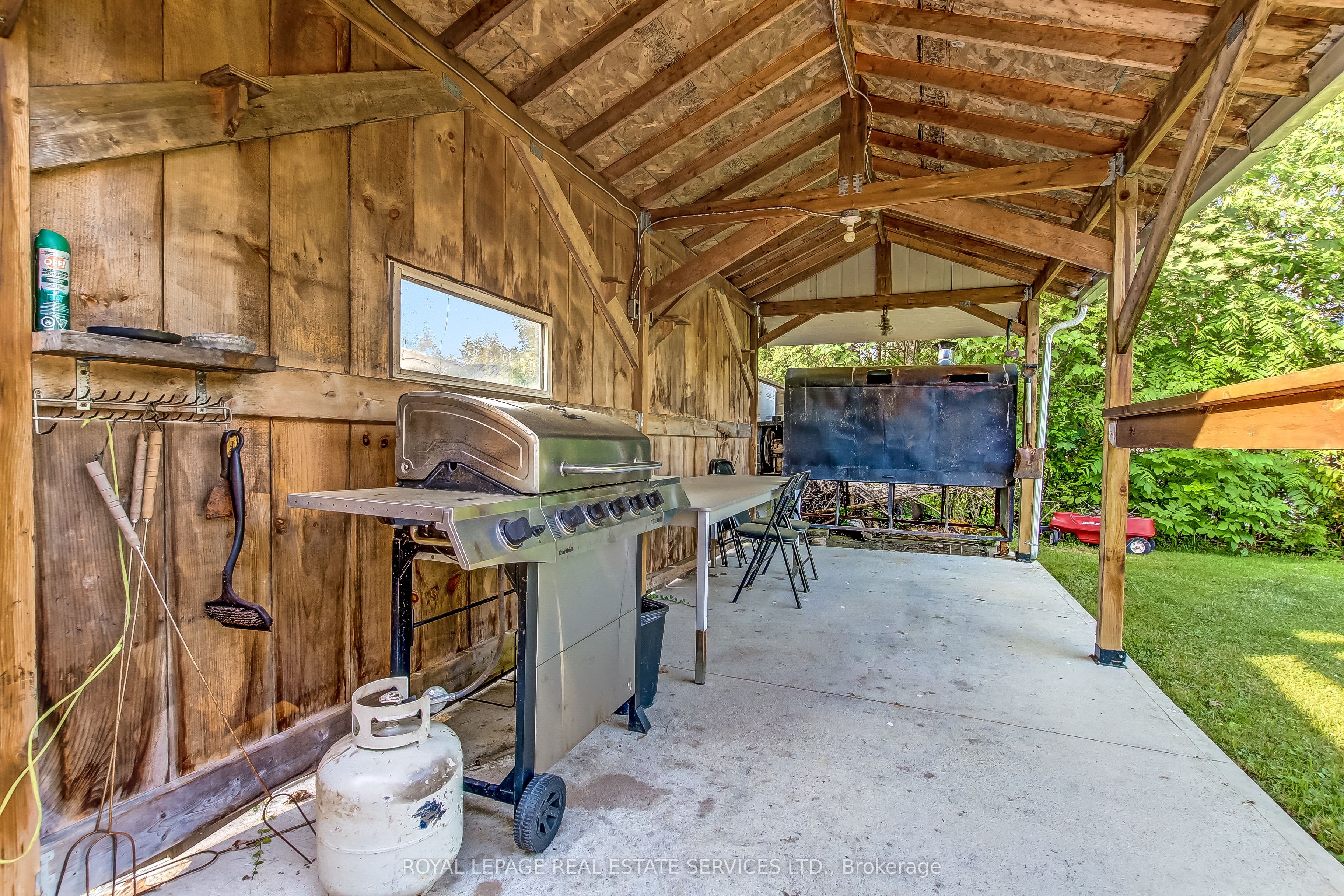 20 Bayview Avenue Property Photo 18
